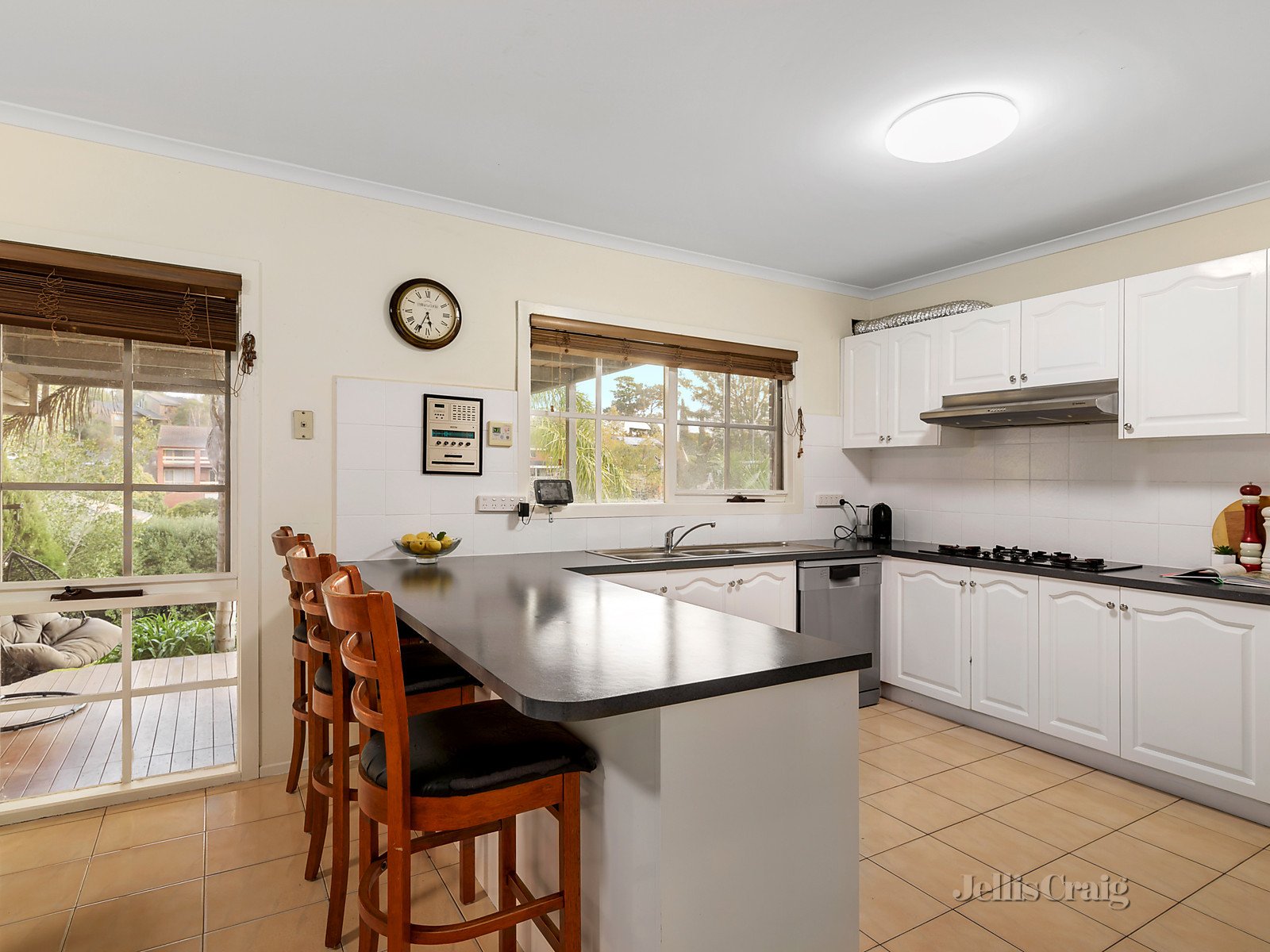 13 Standring Close, Donvale image 6