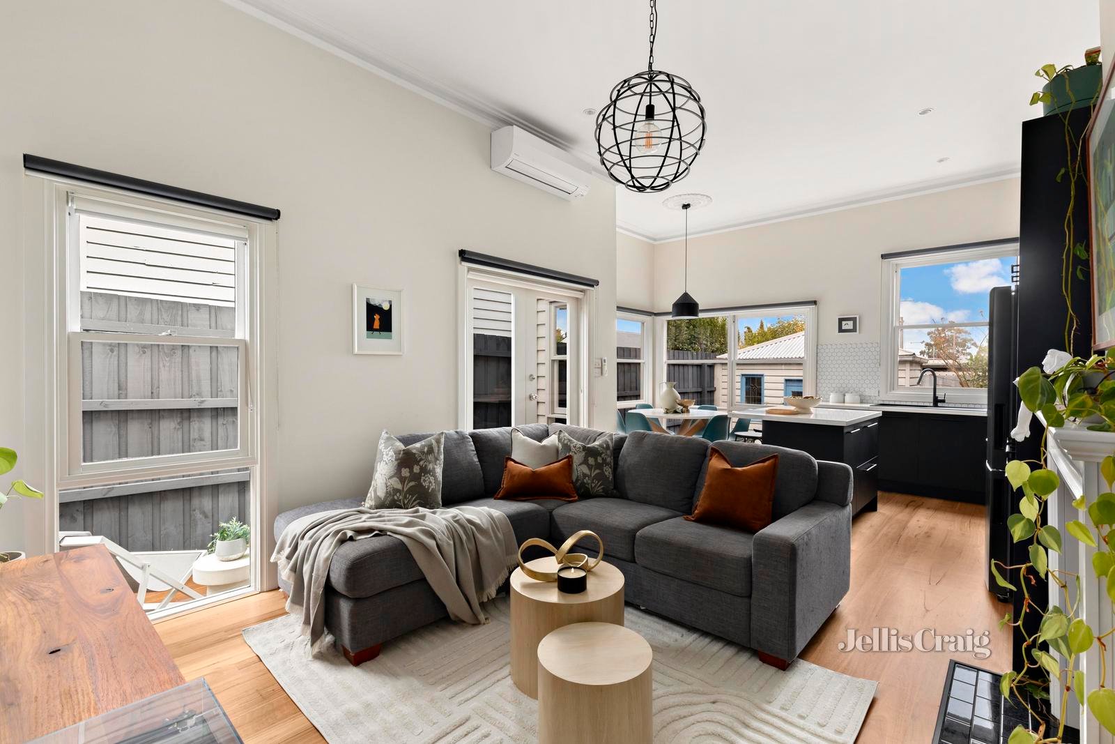 13 Station Avenue, Ascot Vale image 2