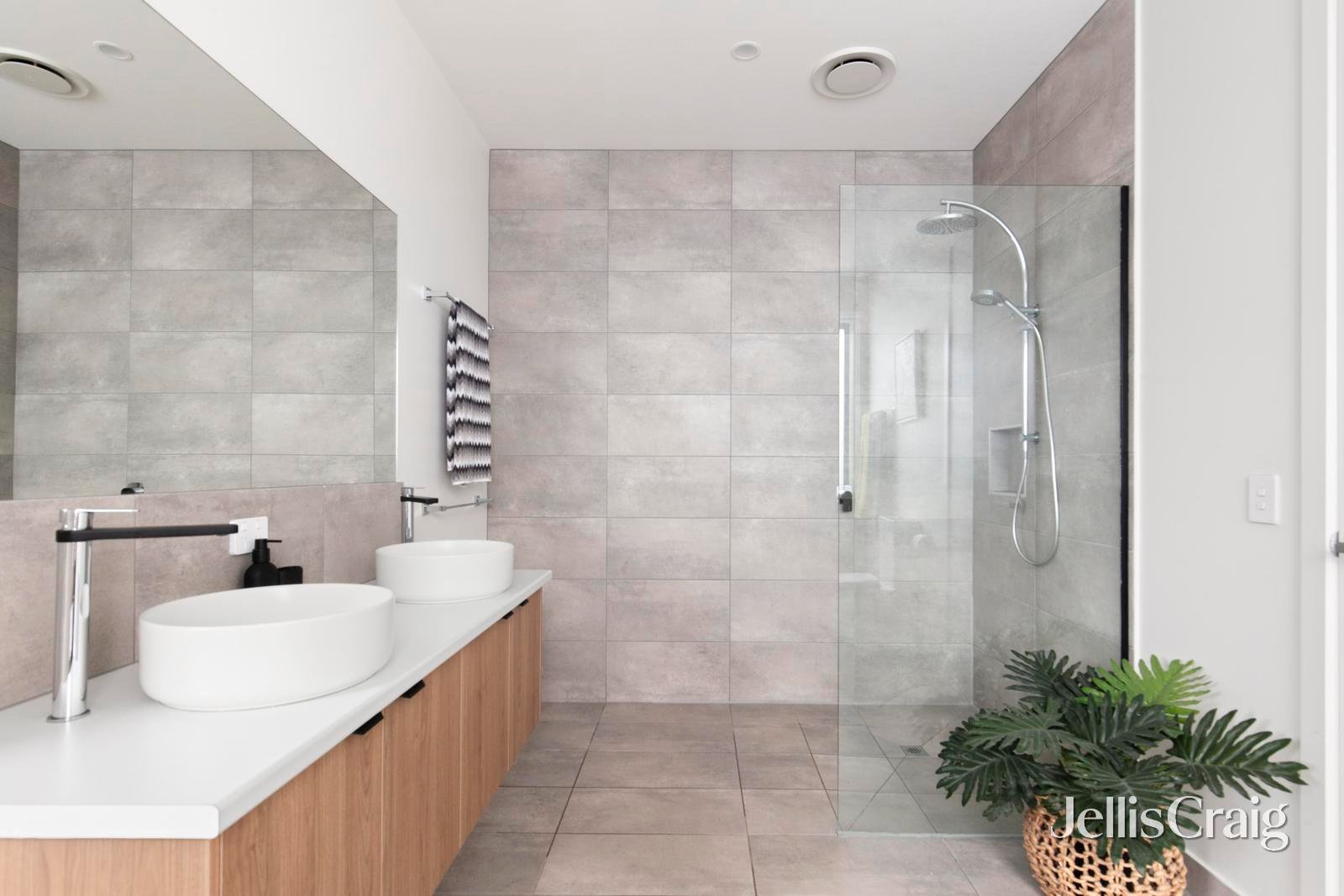 13 Stone Pine Court, Connewarre image 13