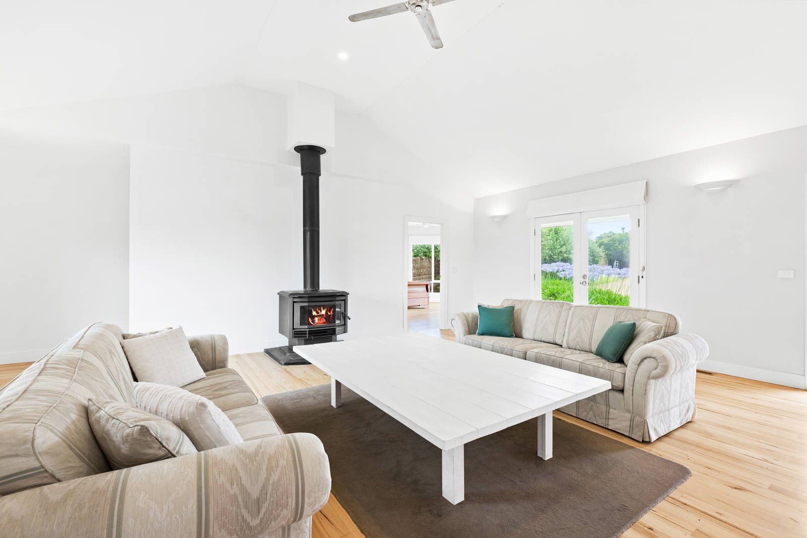 Property Gallery Thumbnail 3