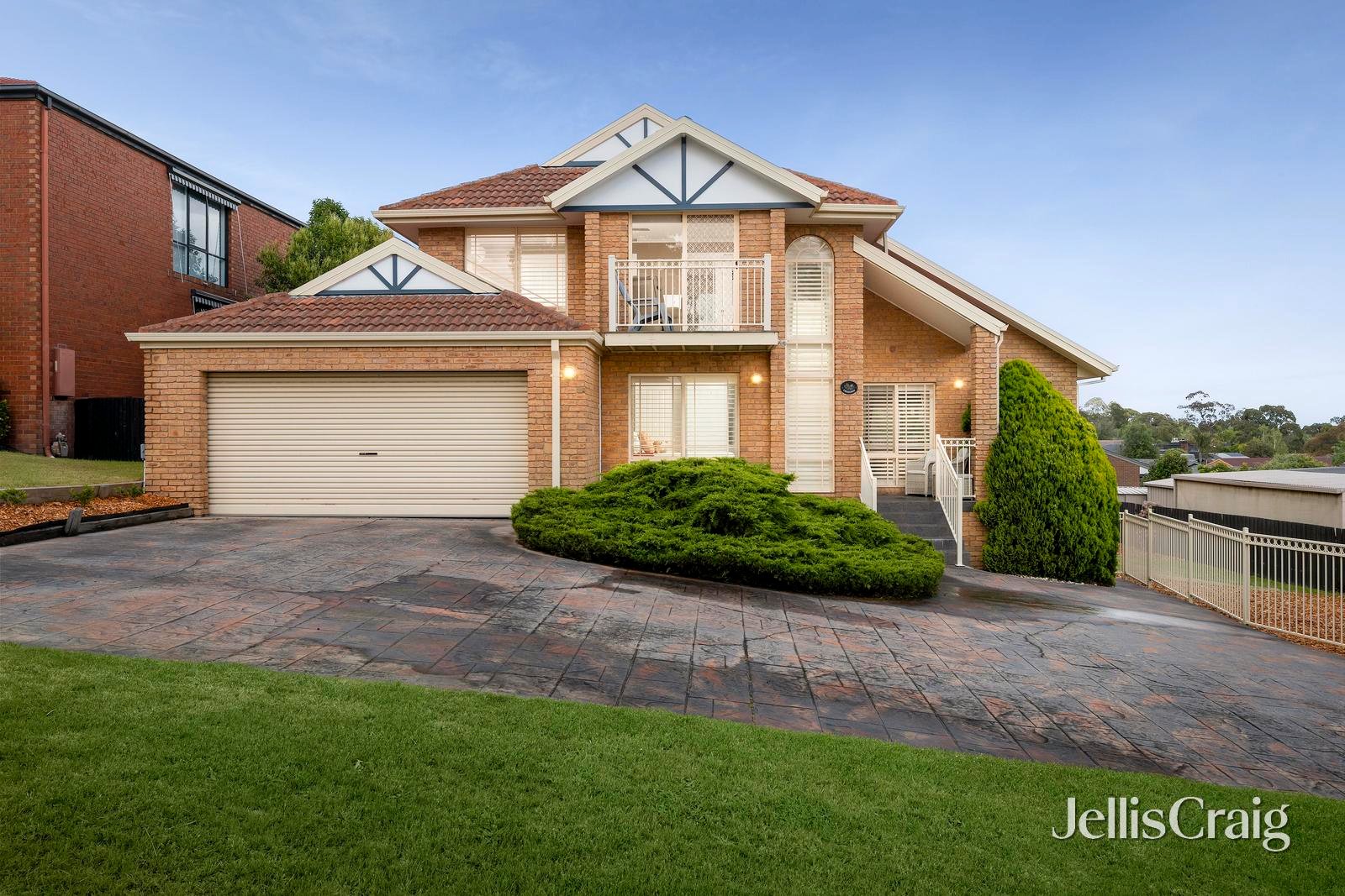 13 Strathbogie Court, Kilsyth image 1