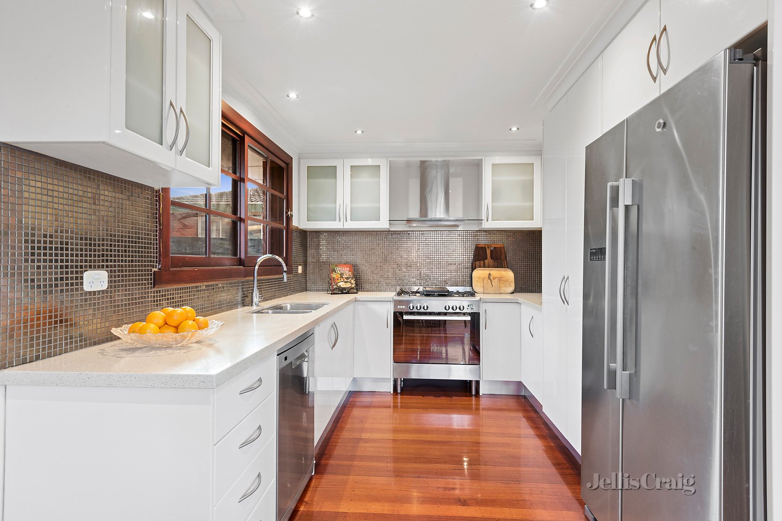 13 Tasman Avenue, Strathmore Heights image 3