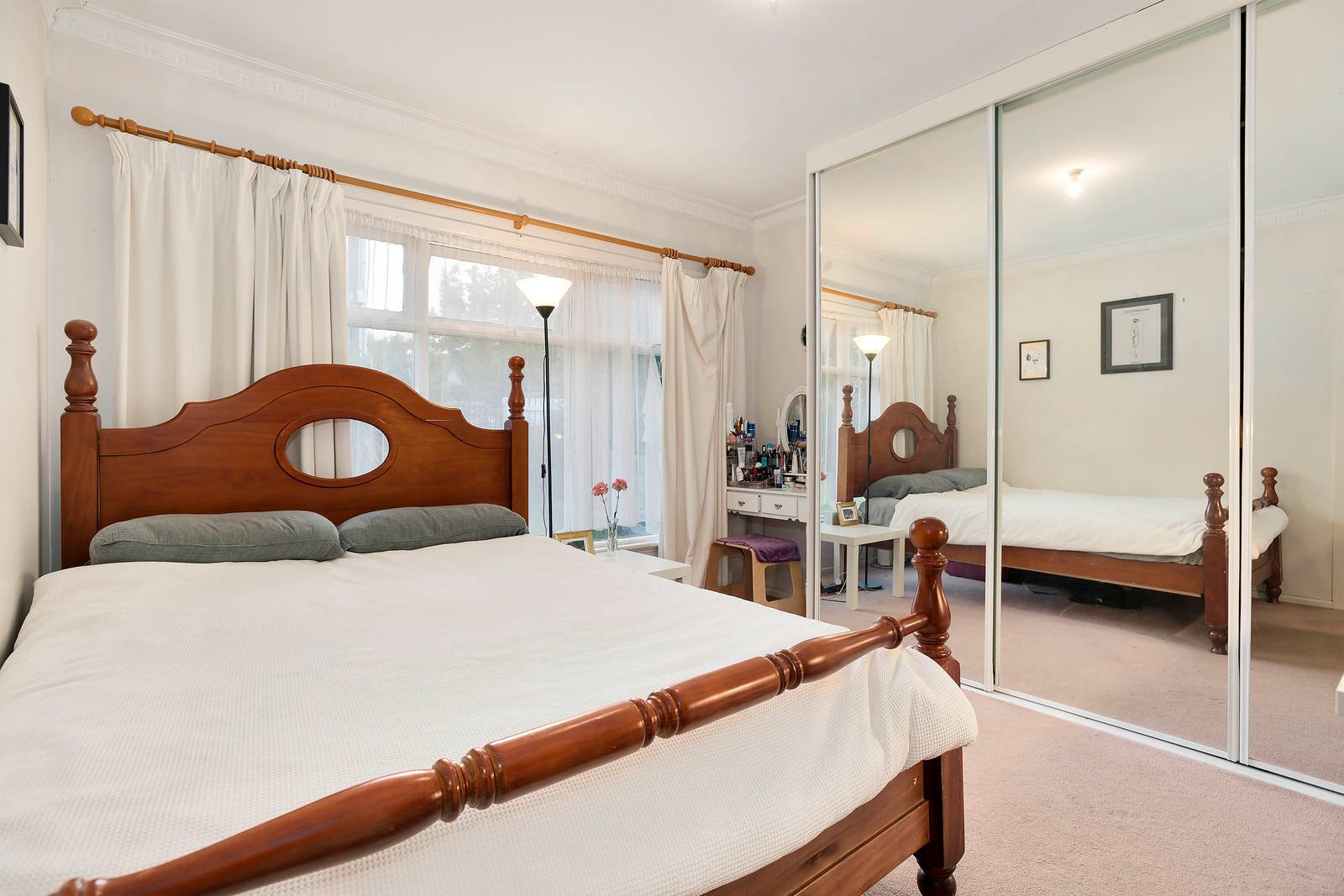 Property Gallery Thumbnail 6