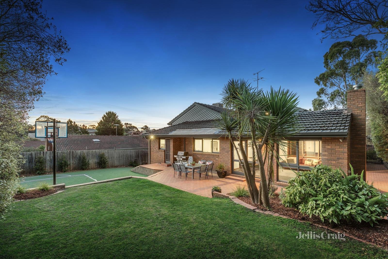 13 Thorncombe Walk, Doncaster East image 14