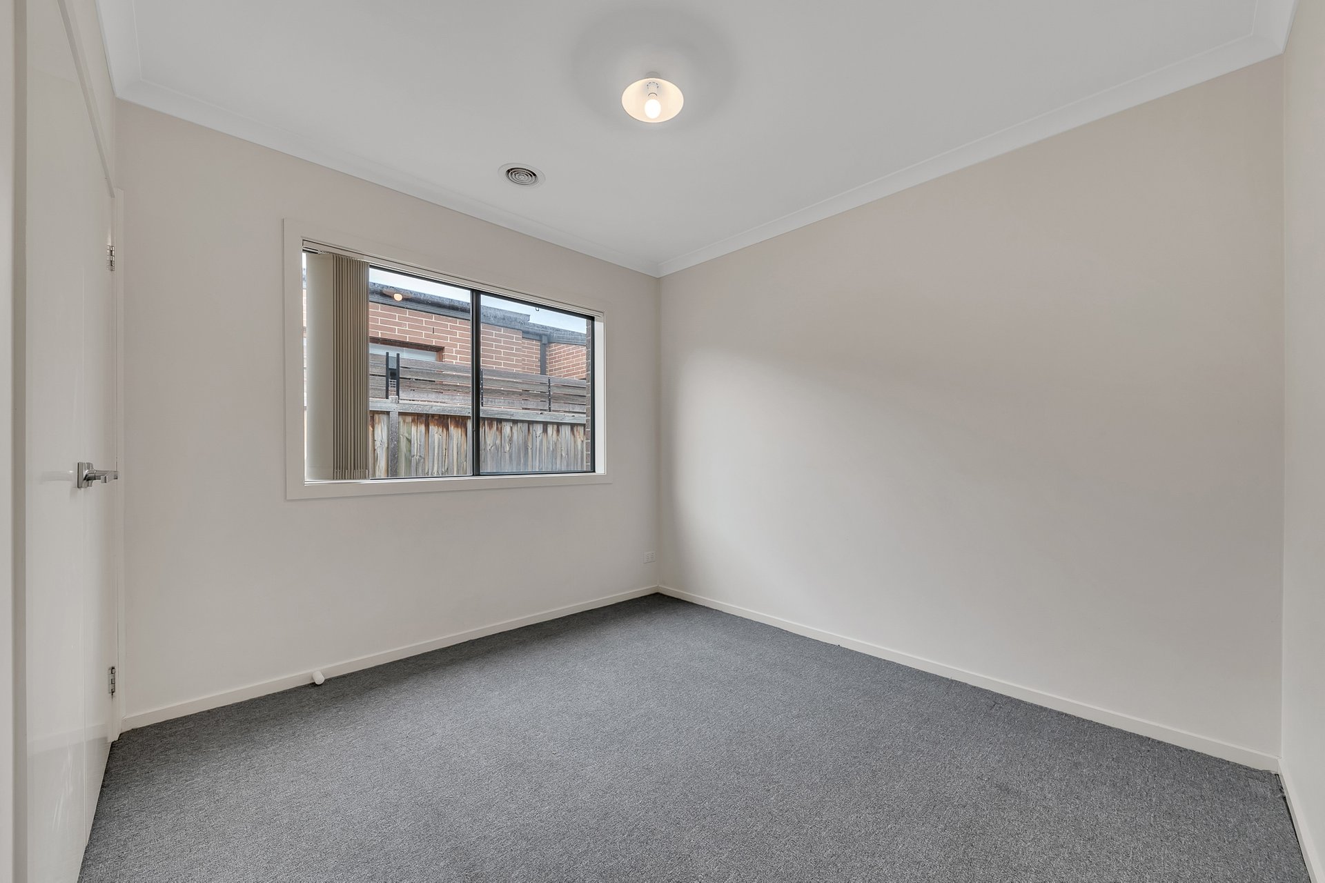 13 Tispa Drive, Leopold image 8