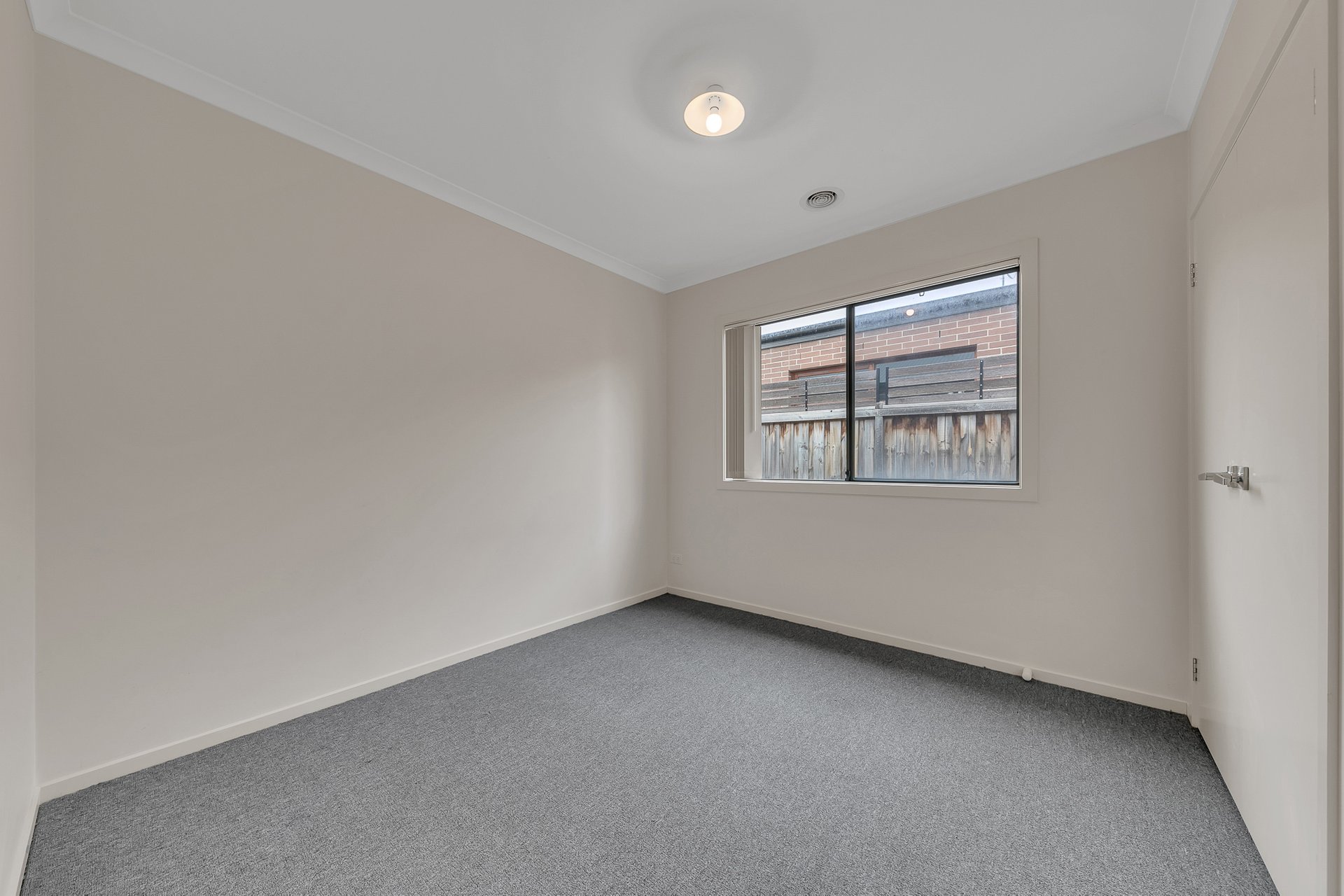 13 Tispa Drive, Leopold image 10