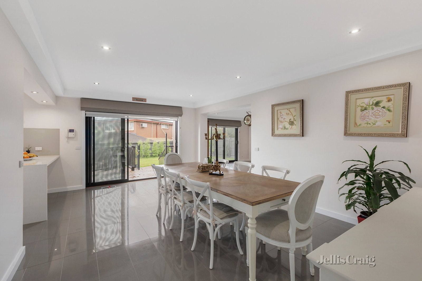 13 Tolstoy Court, Doncaster East image 7