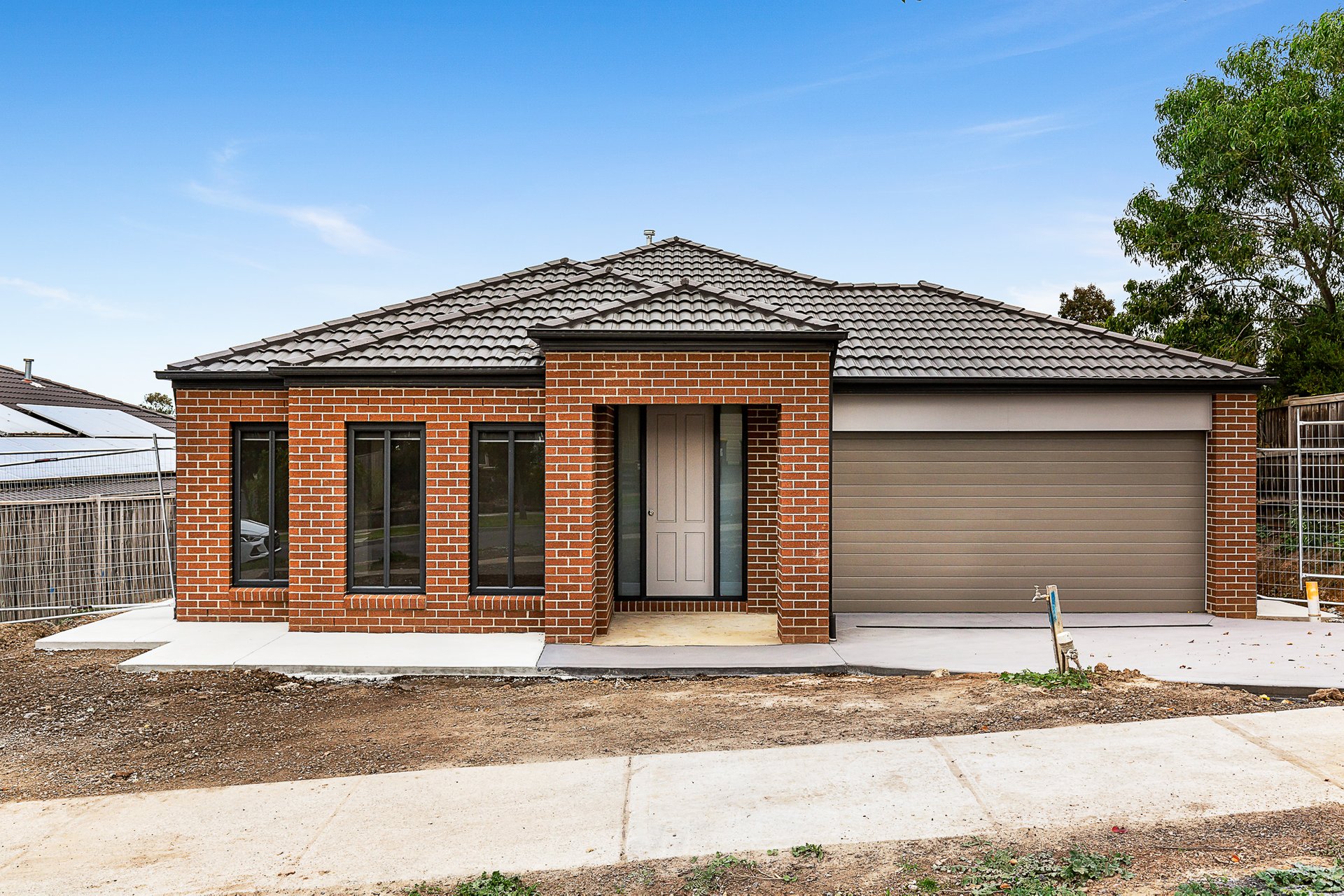 13 Towerhill Avenue, Doreen image 1
