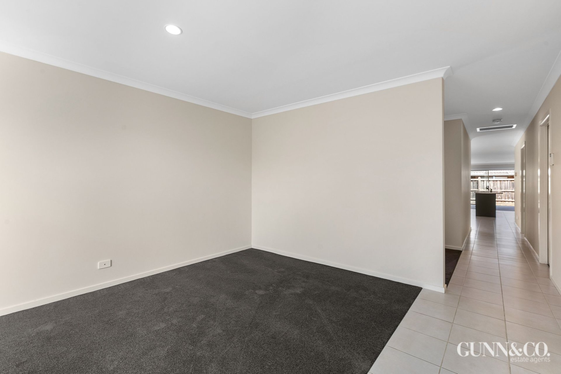 13 Tropic Circuit, Point Cook image 3