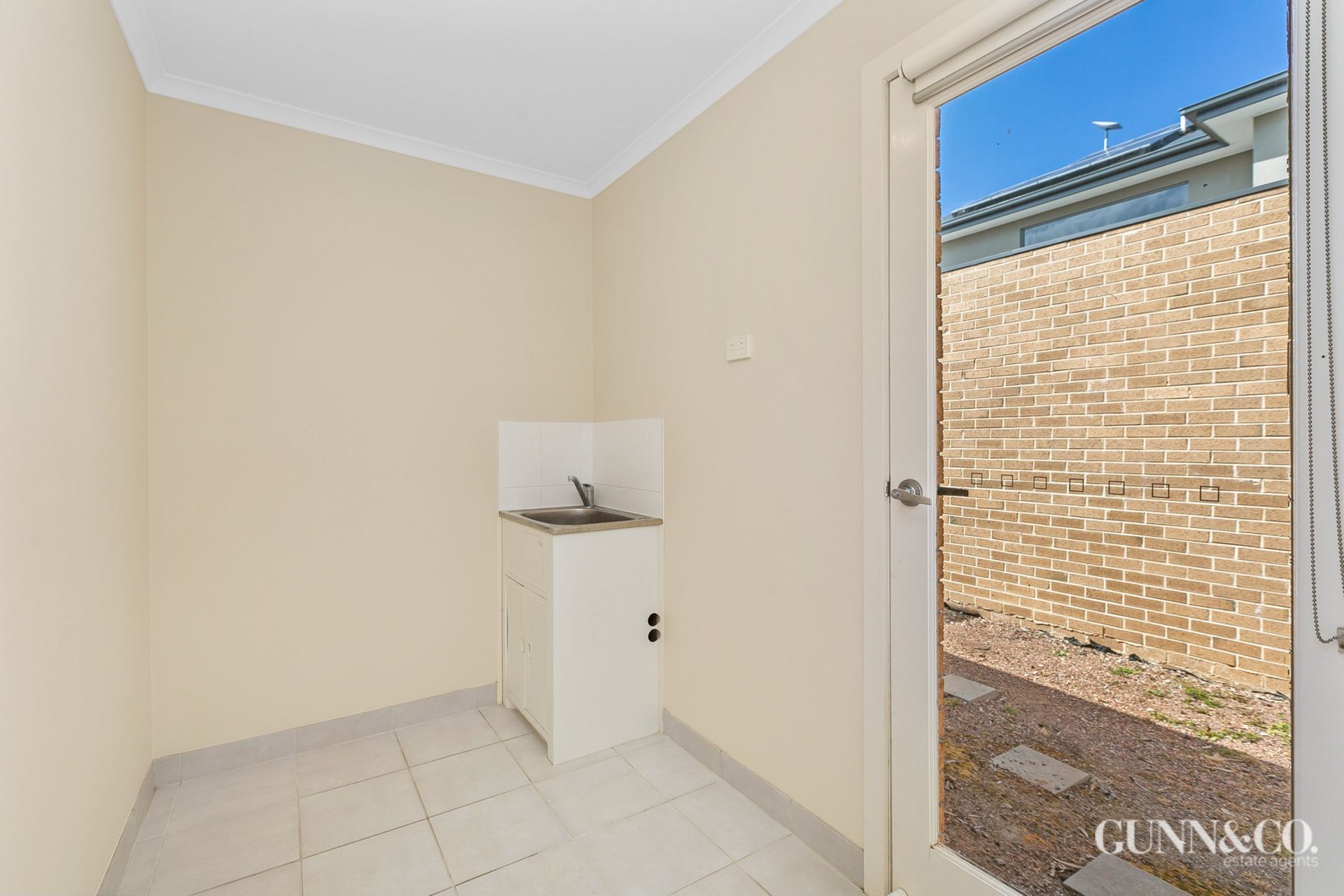 13 Tropic Circuit, Point Cook image 21