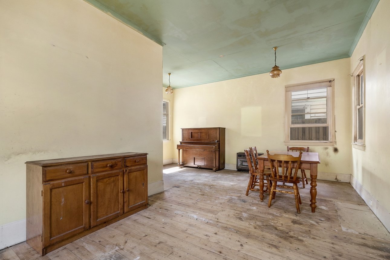 13 Tully Street, East Geelong image 3