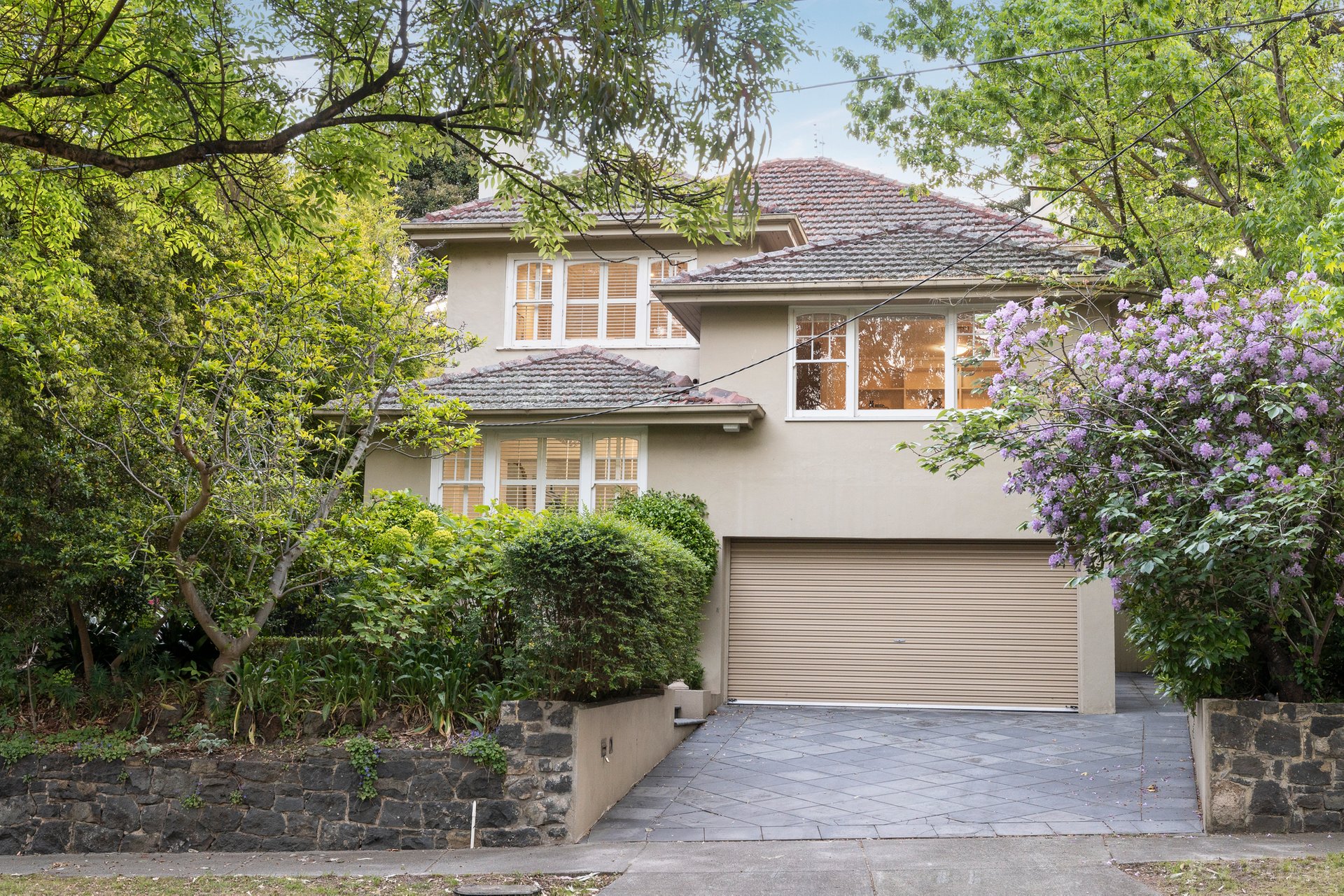 Property Gallery - Main Image