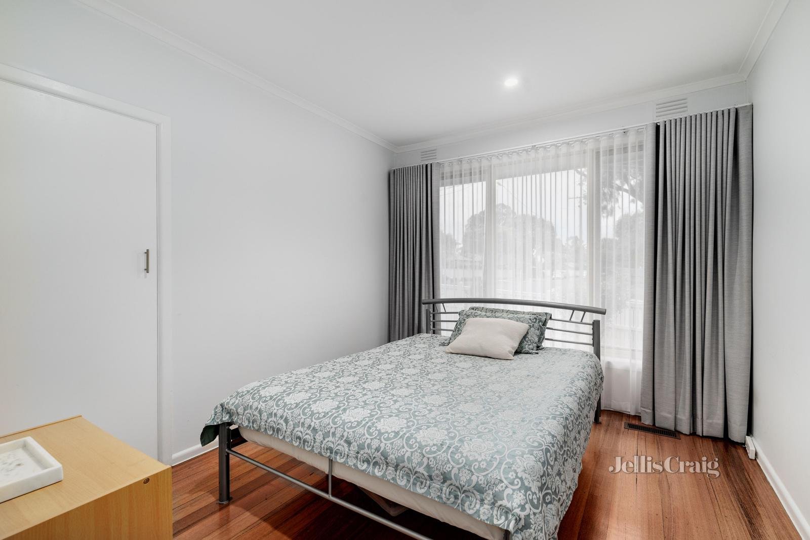 13 Valency Court, Mitcham image 7