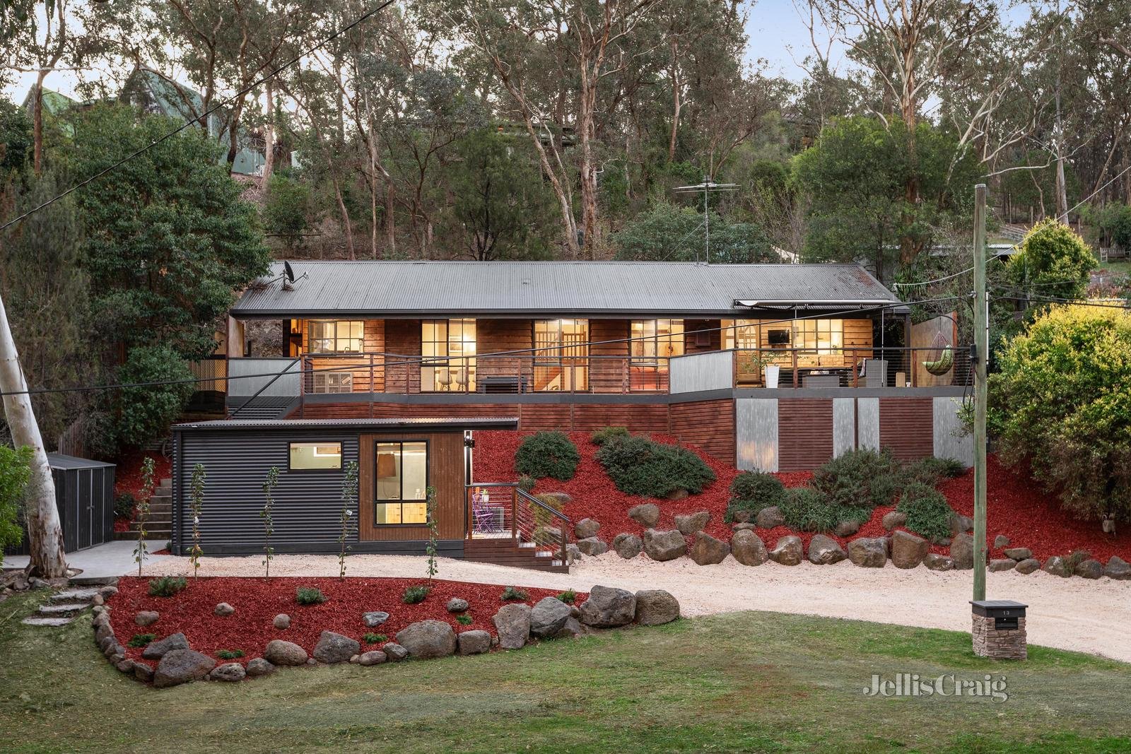 13 Valley Road, Wattle Glen image 1