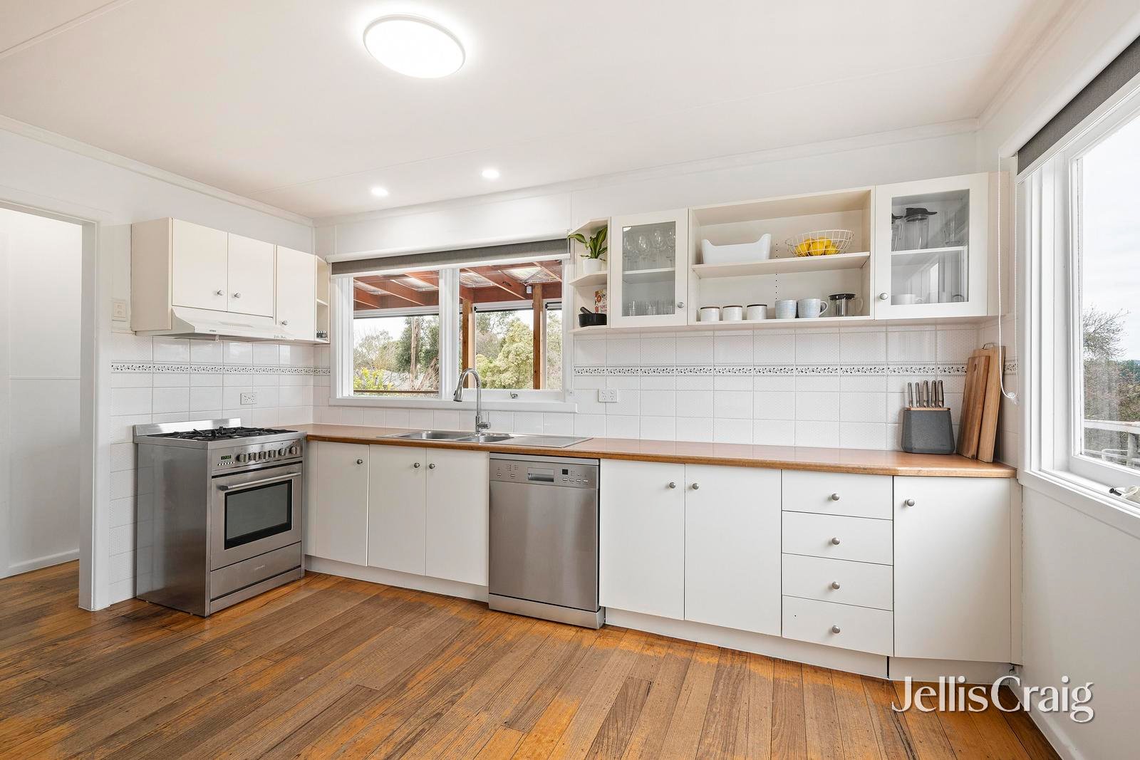 13 Victory Avenue, Wandin North image 9