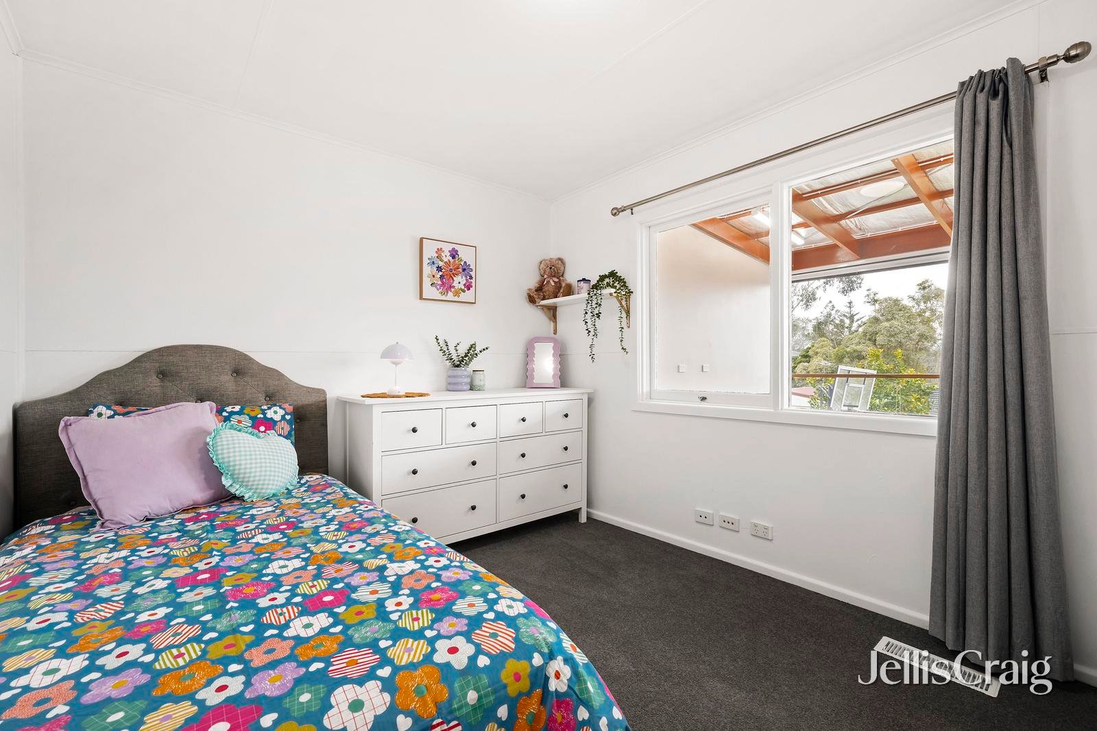 13 Victory Avenue, Wandin North image 12