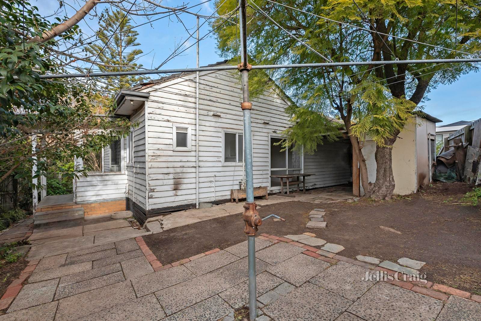 13 Vimy Court, Pascoe Vale South image 6