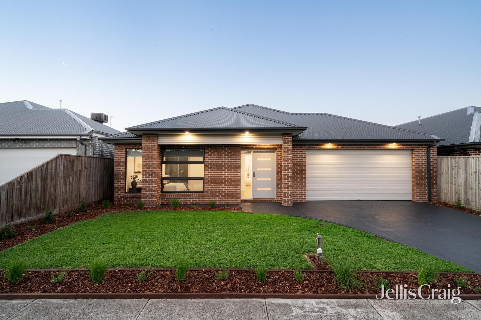 13 Vittorio Road, Mernda image 1