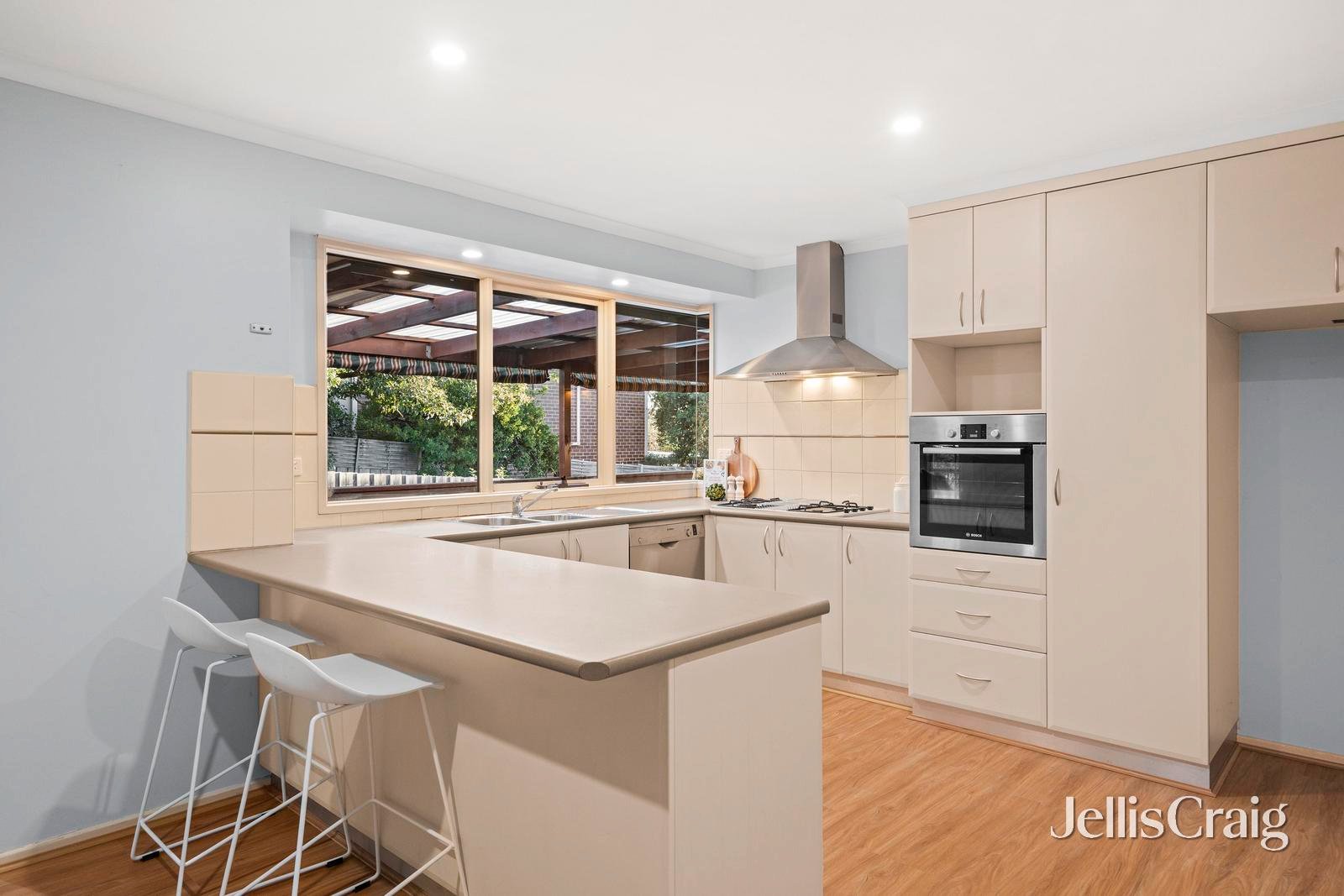 1/3 Wallace Way, Mooroolbark image 2