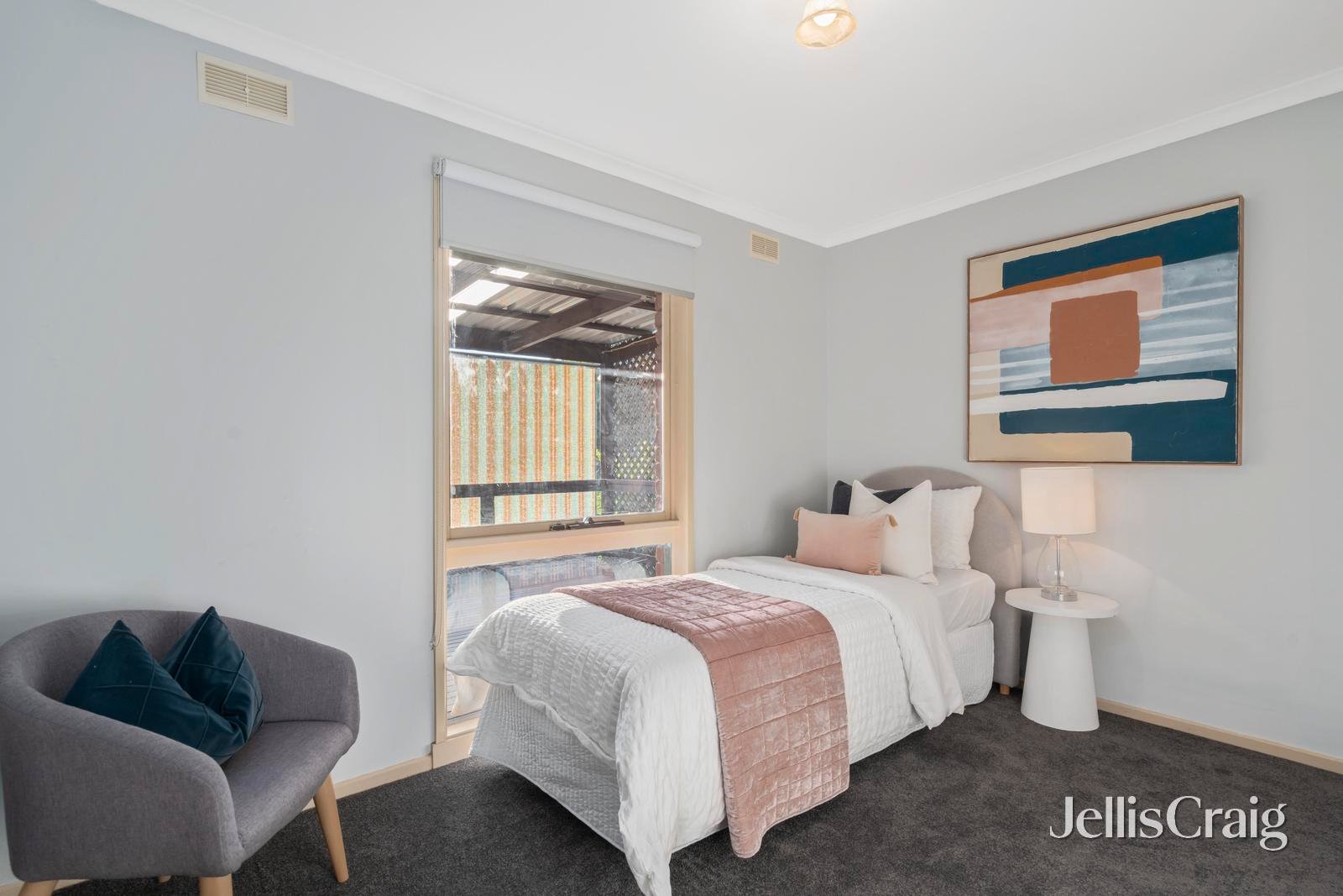 1/3 Wallace Way, Mooroolbark image 10