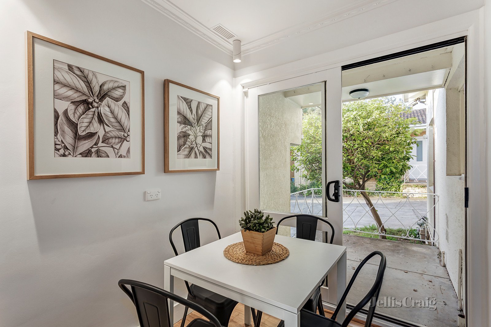 1/3 Wanawong Crescent, Camberwell image 5