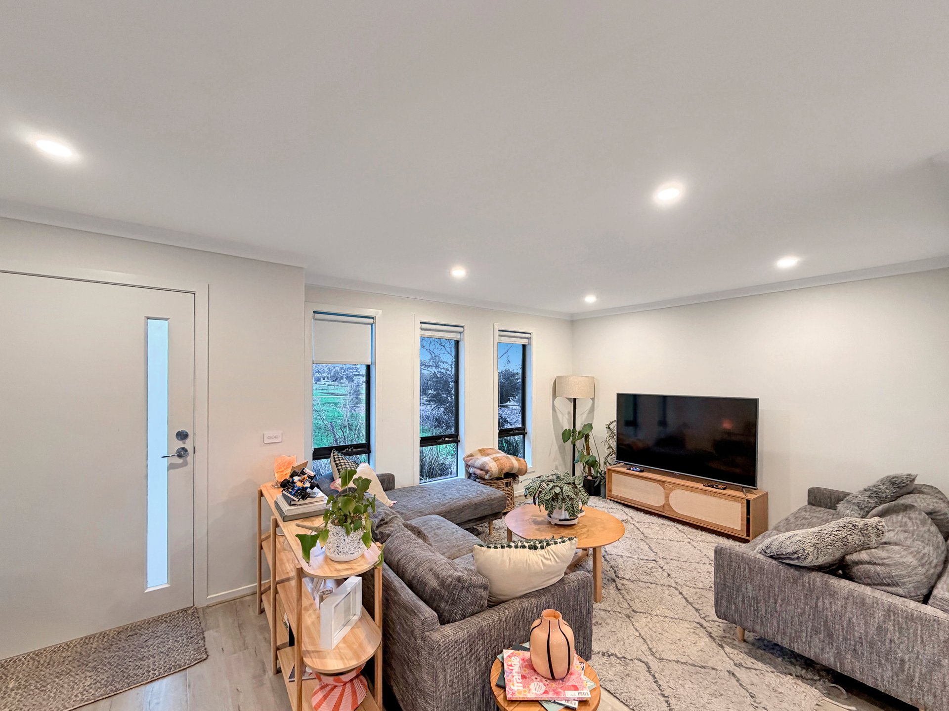 13 Wilby Walk, Charlemont image 2