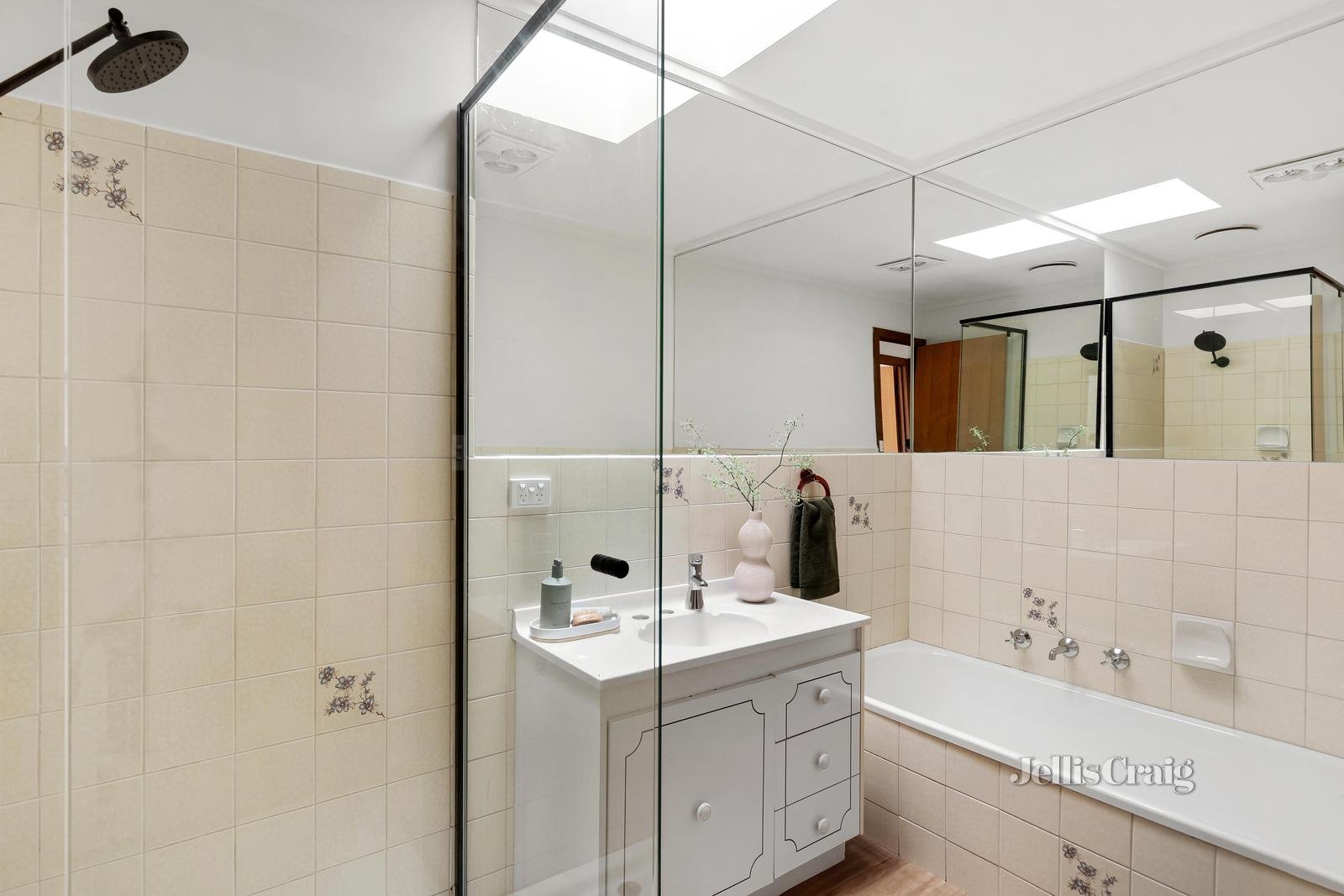1/3 Wilson Avenue, Montmorency image 11