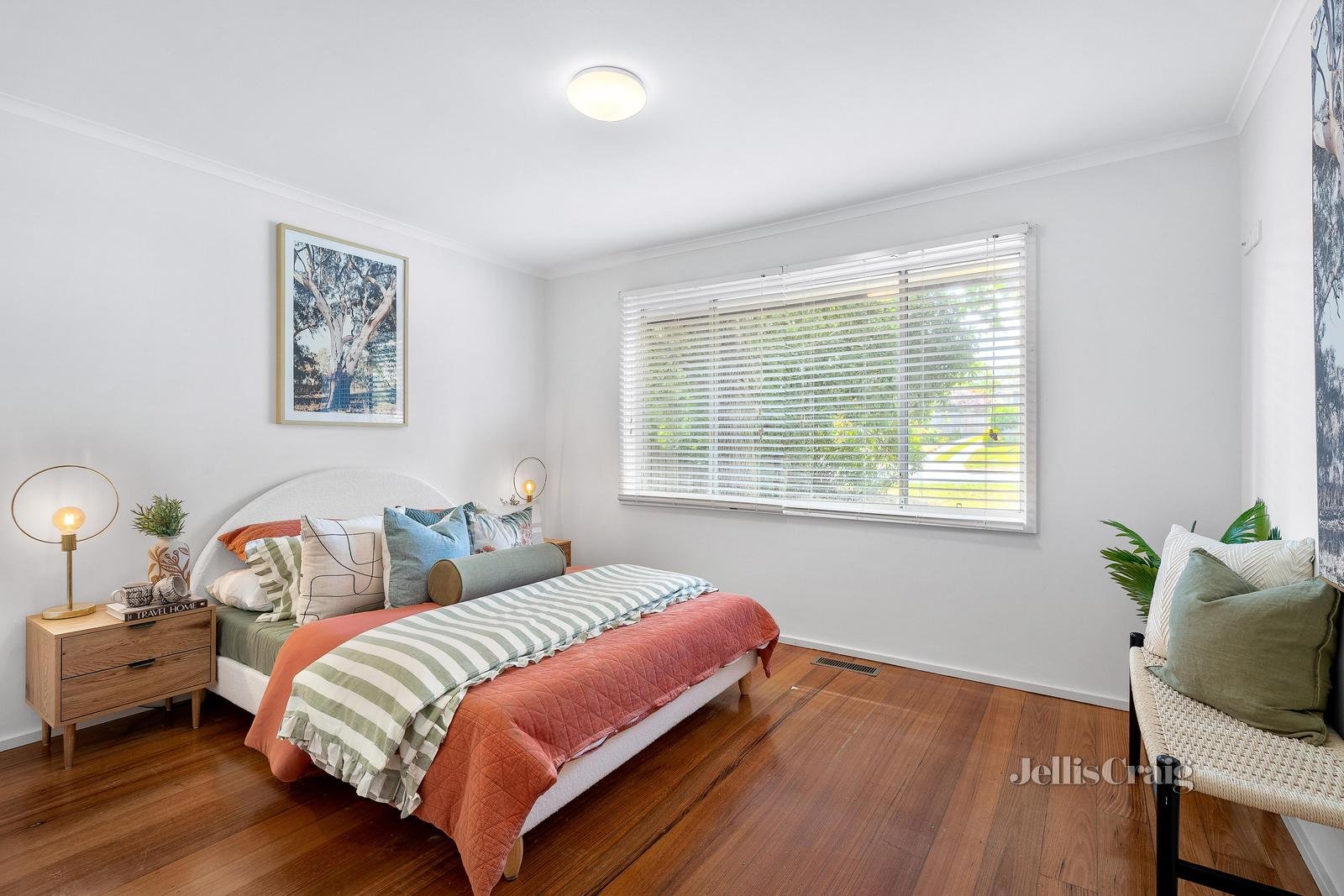 13 Wimbledon Court, Mooroolbark image 7