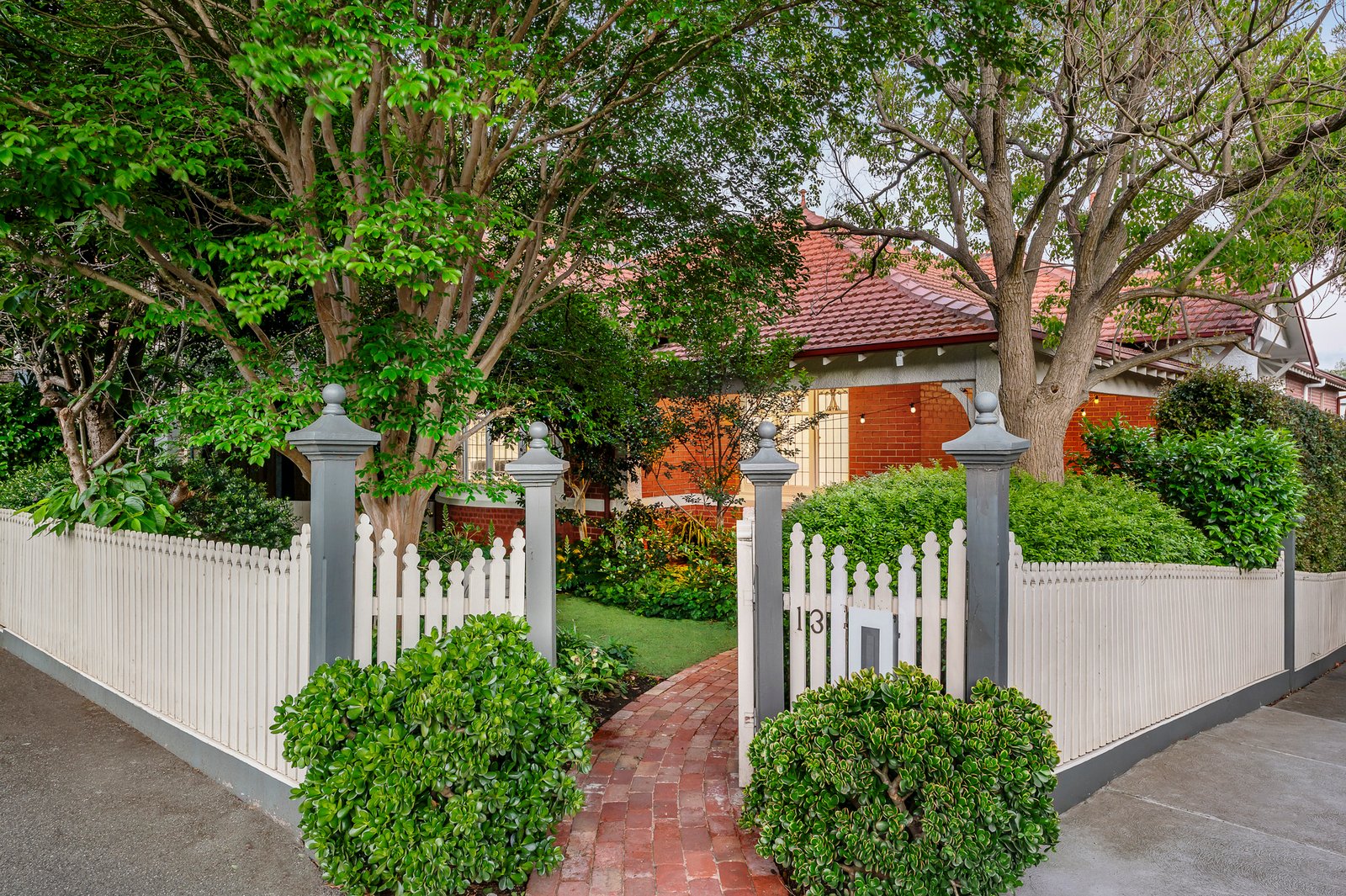 13 Yarra Street
