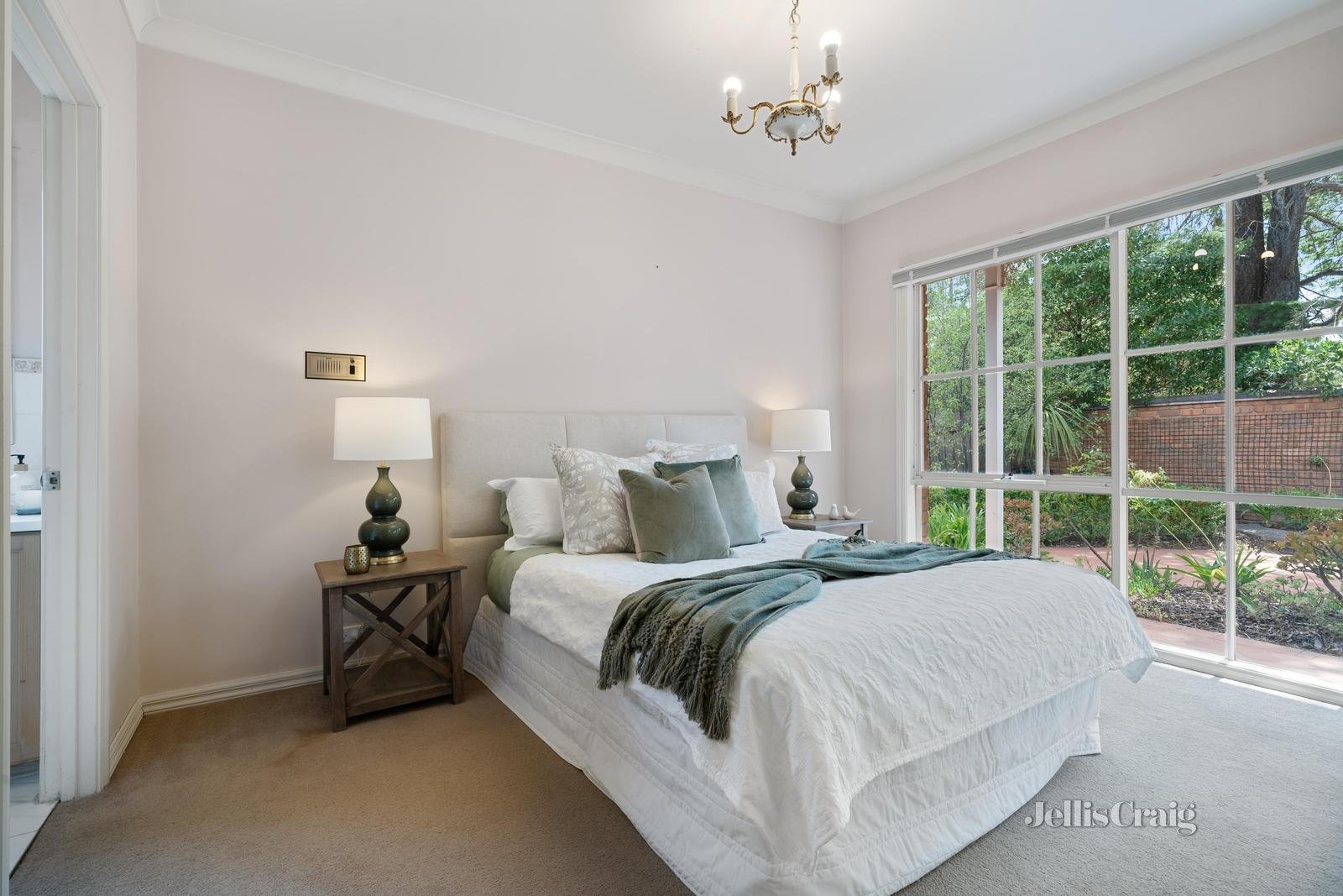 1/30 Alpha Street, Balwyn North image 6