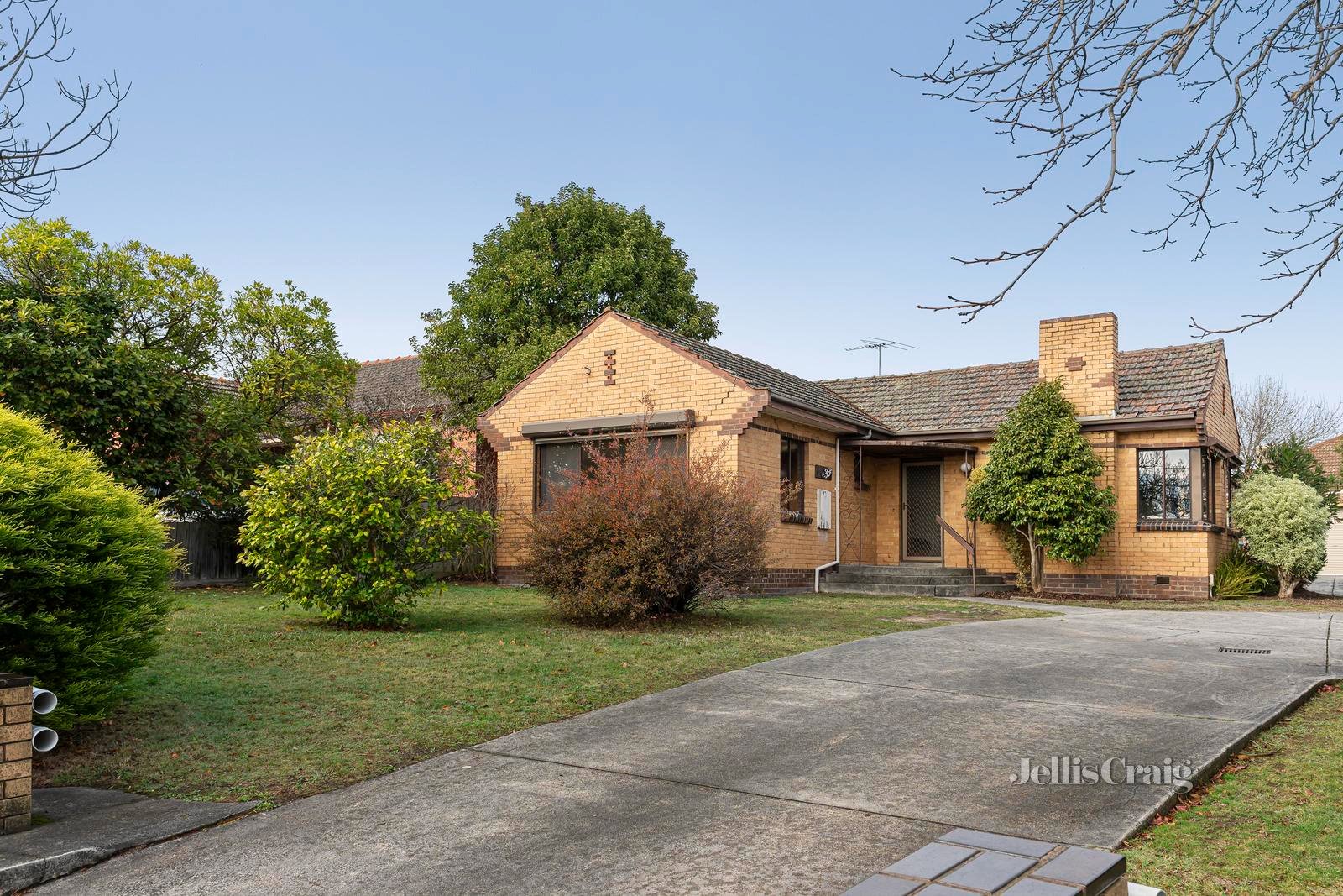 1/30 Bedford Road, Ringwood image 1