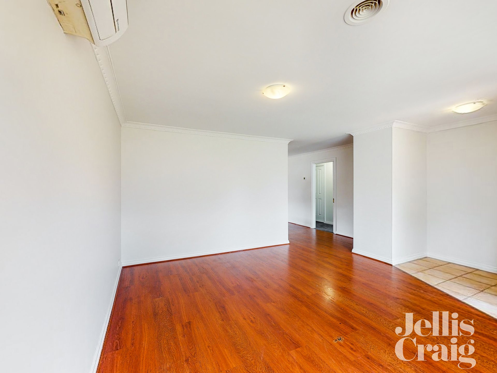 1/30 Bulla Road, Strathmore image 5