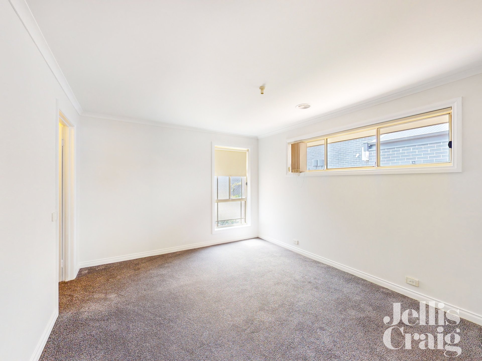 1/30 Bulla Road, Strathmore image 9