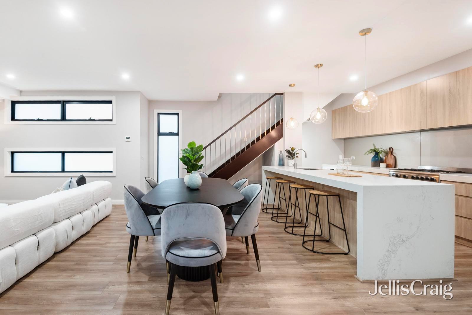 1/30 Calderwood Street, Bulleen image 3