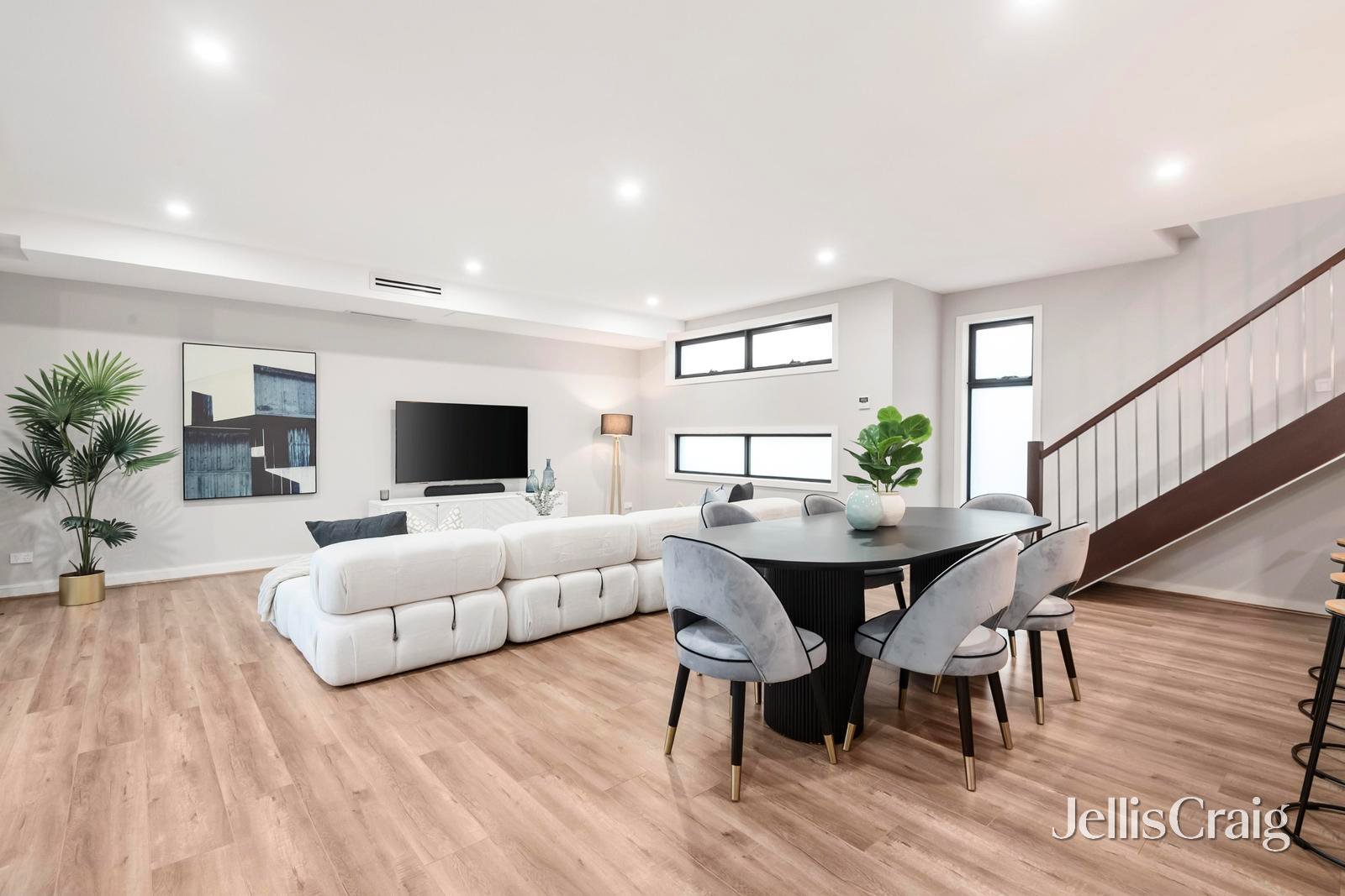 1/30 Calderwood Street, Bulleen image 4