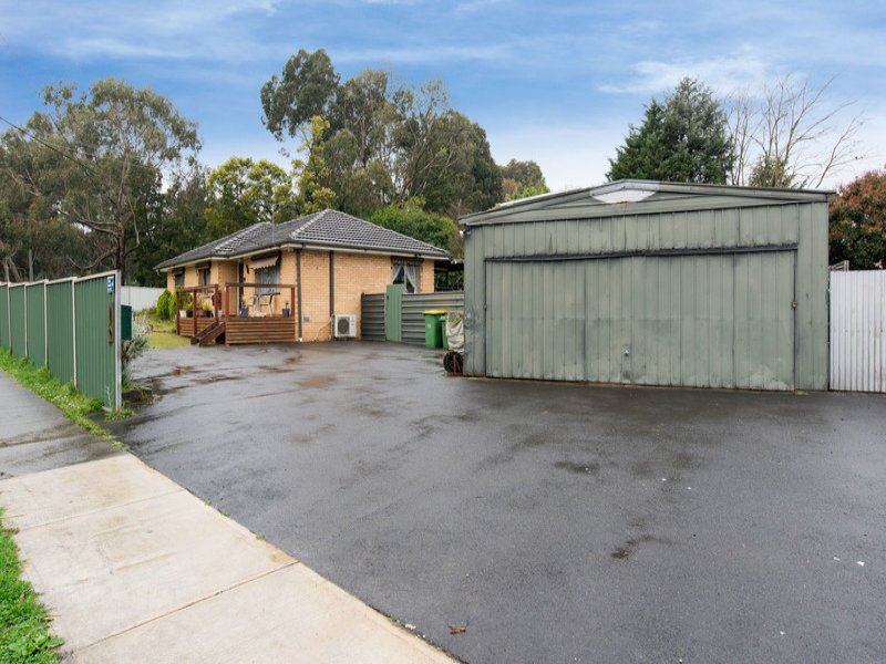 130 Carronvale Road, Mooroolbark image 13