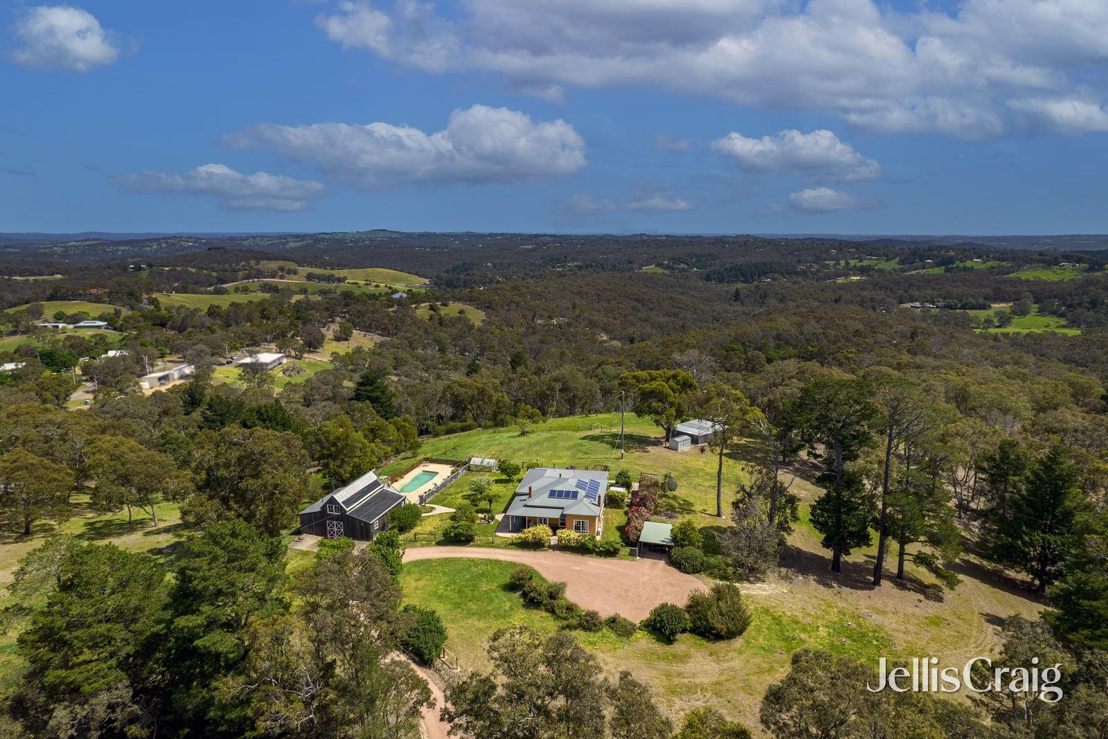 130 Clintons Road, Smiths Gully image 2
