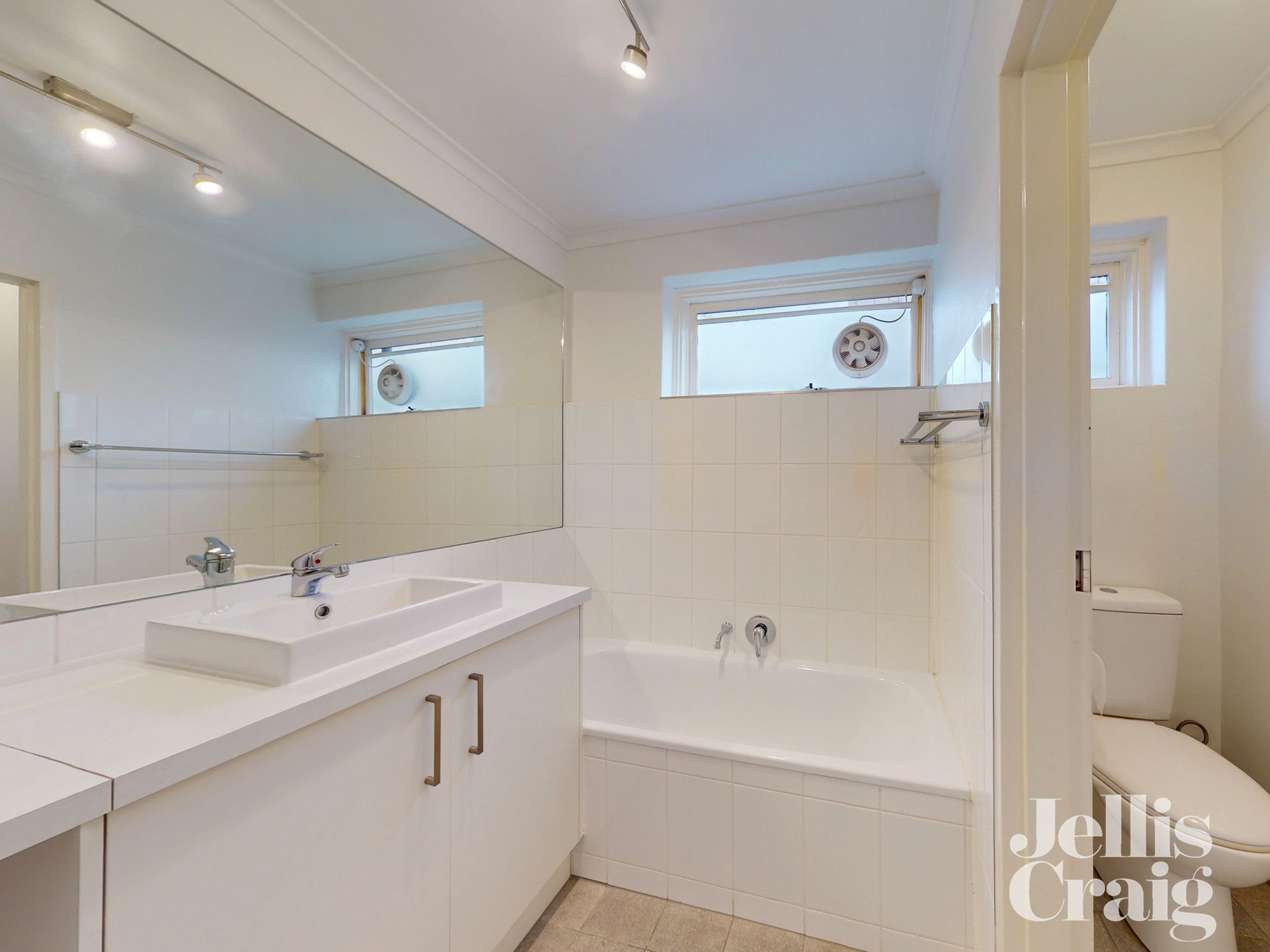 1/30 Clive Road, Hawthorn East image 6