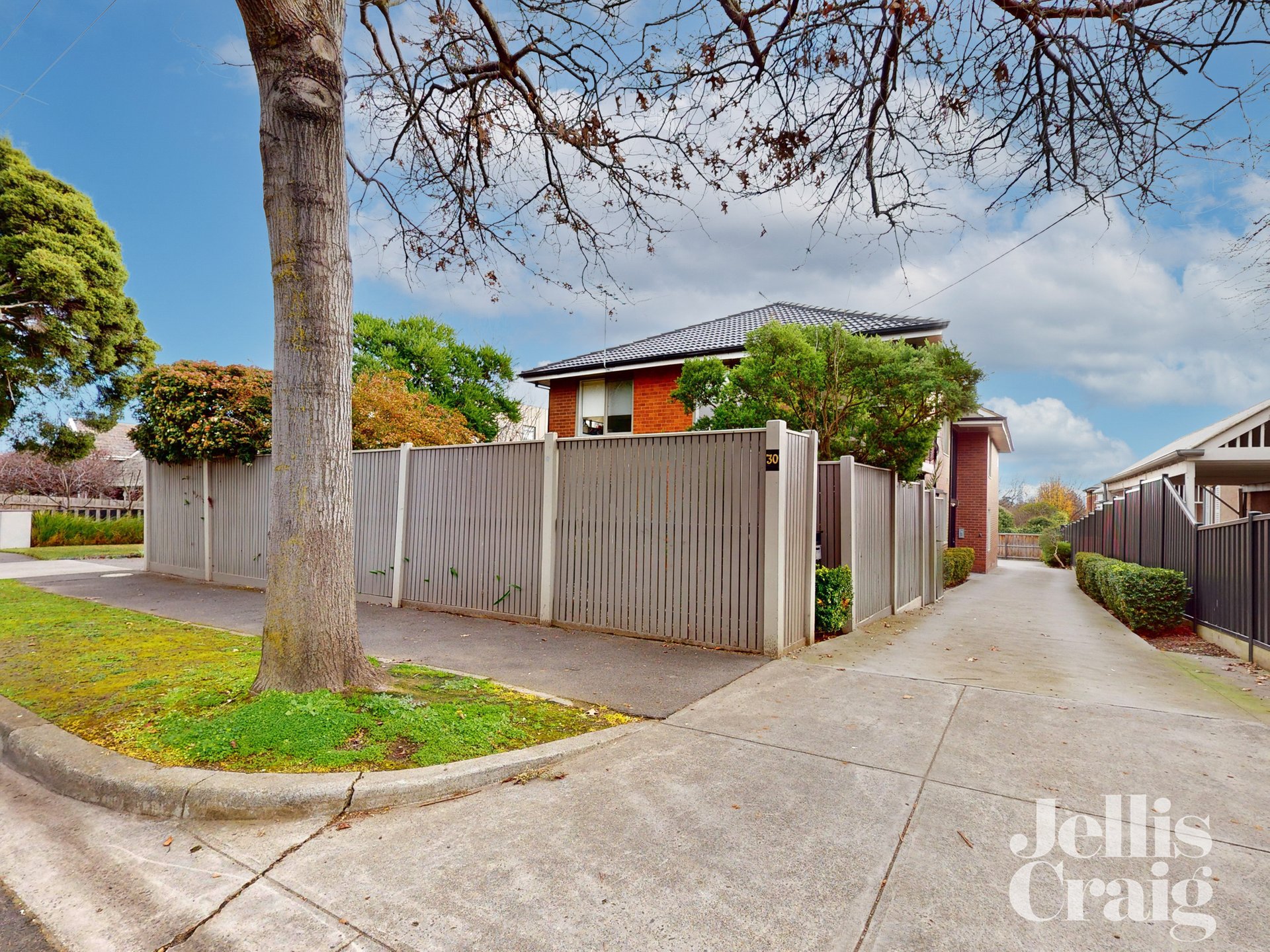 1/30 Clive Road, Hawthorn East image 8