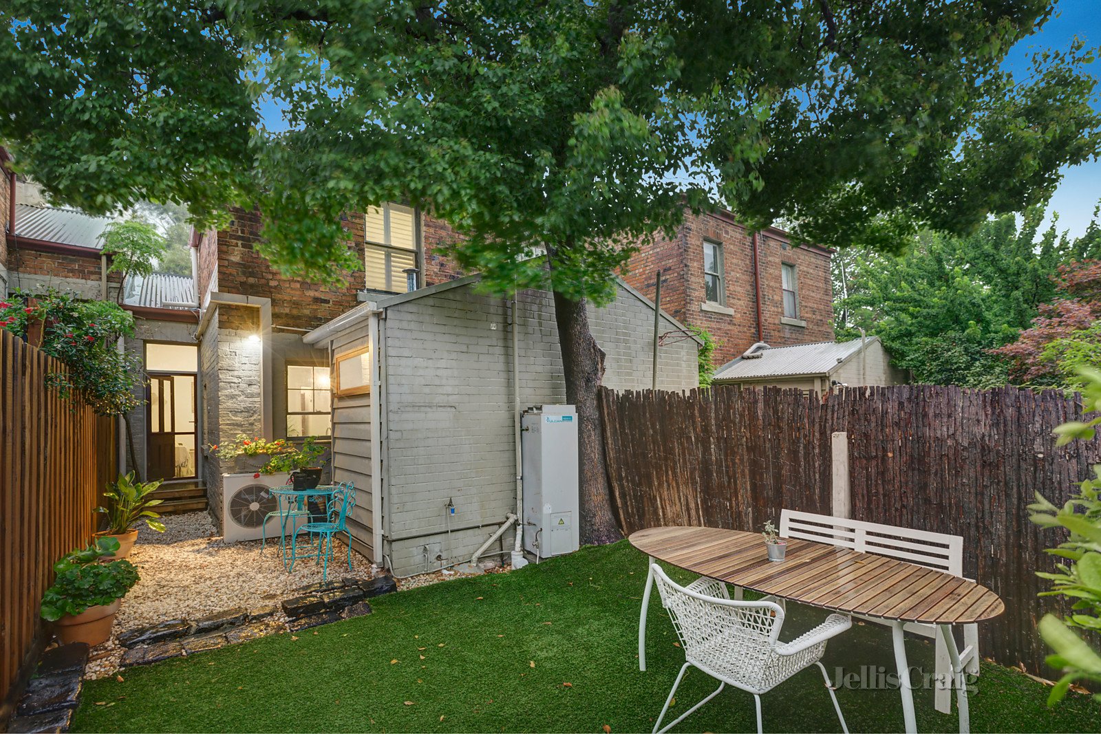 130 Curzon Street, North Melbourne image 1