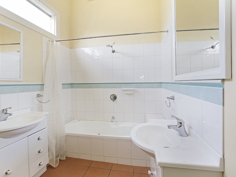130 Gheringhap Street, Geelong image 8