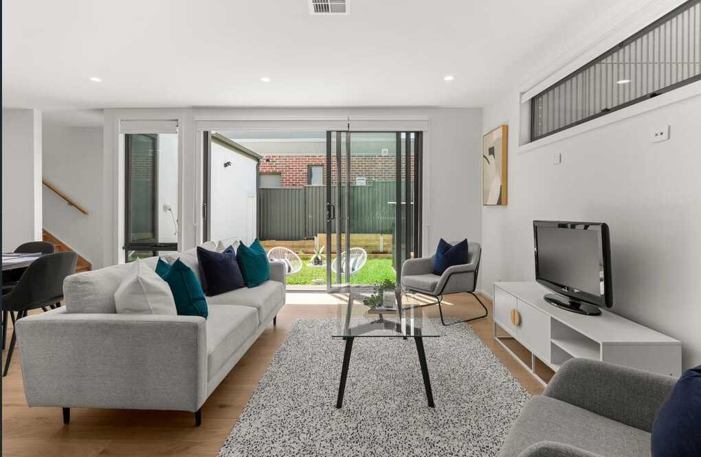 1/30 Hiscock Street, Chadstone image 2