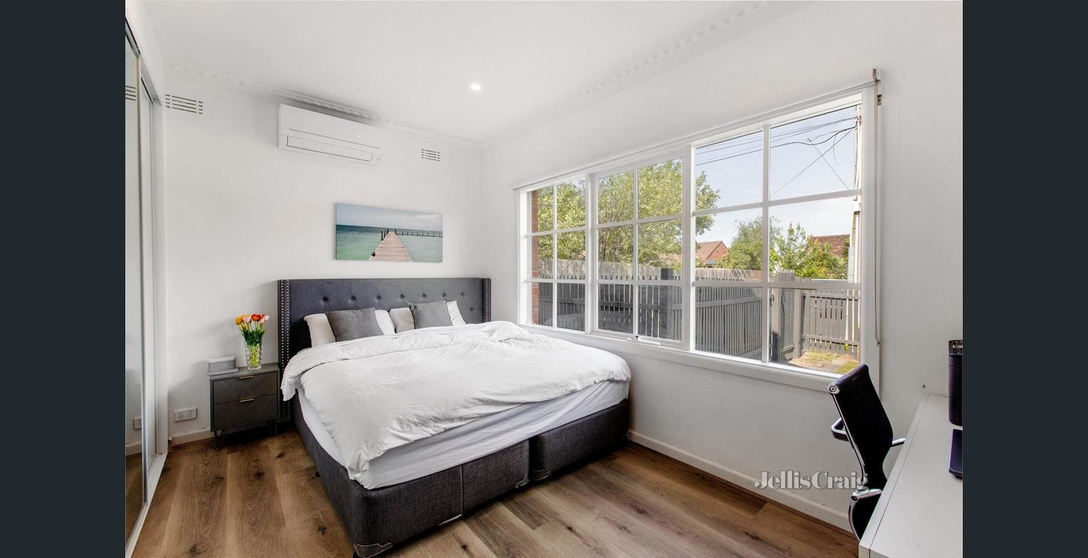 1/30 Manuka Street, Bentleigh East image 4