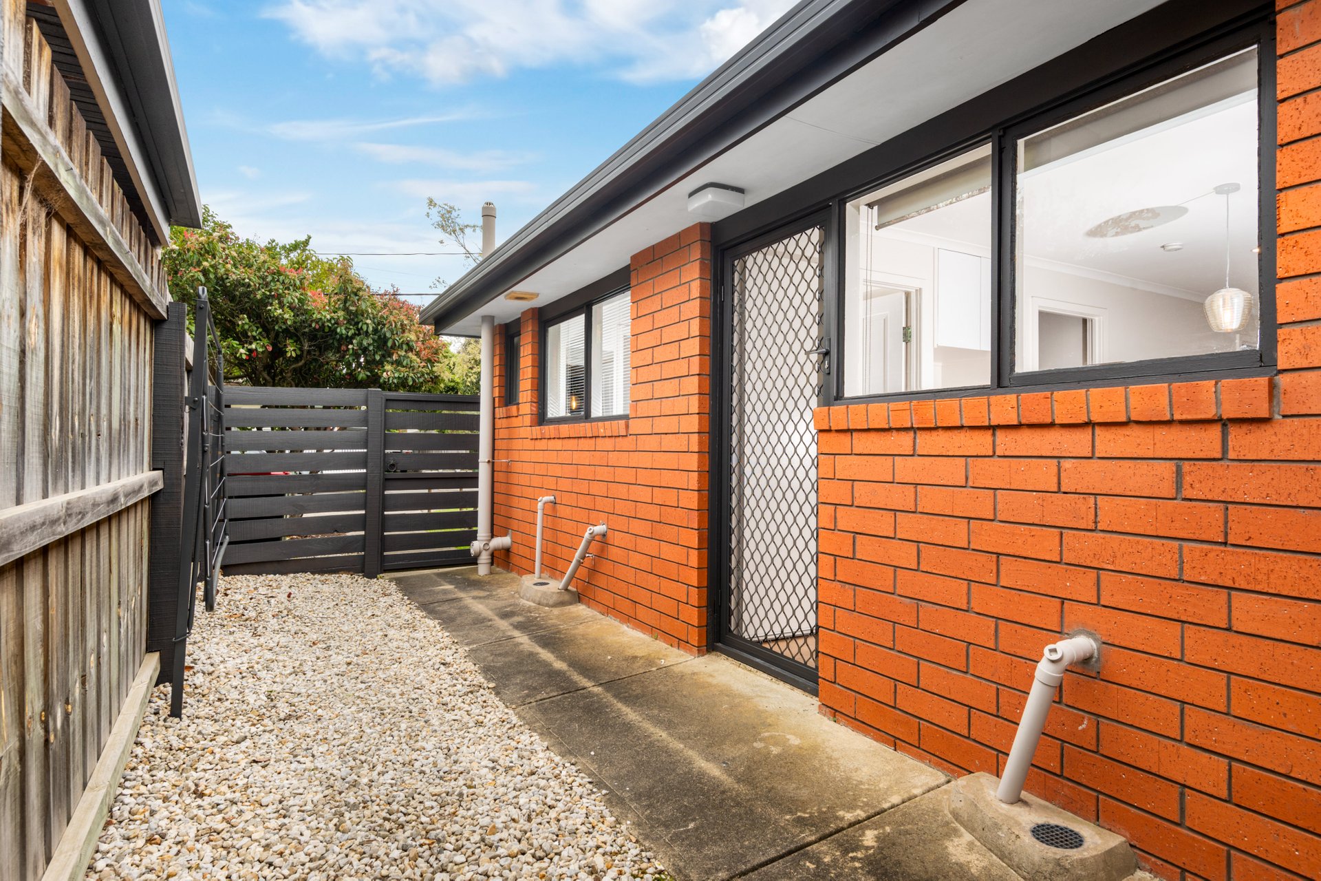 1/30 Matlock Street, Herne Hill image 9