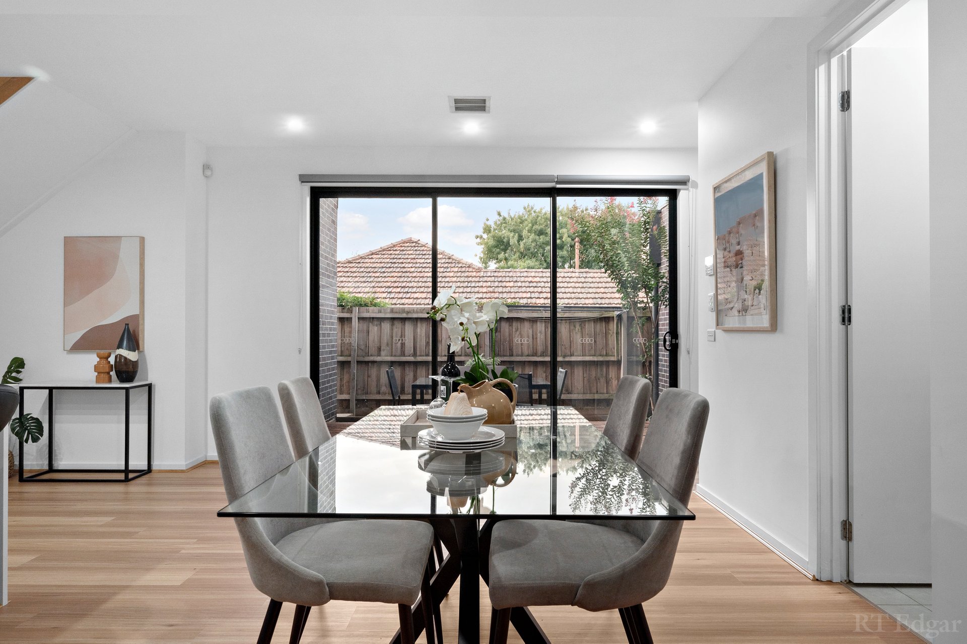 Property Gallery Thumbnail 5