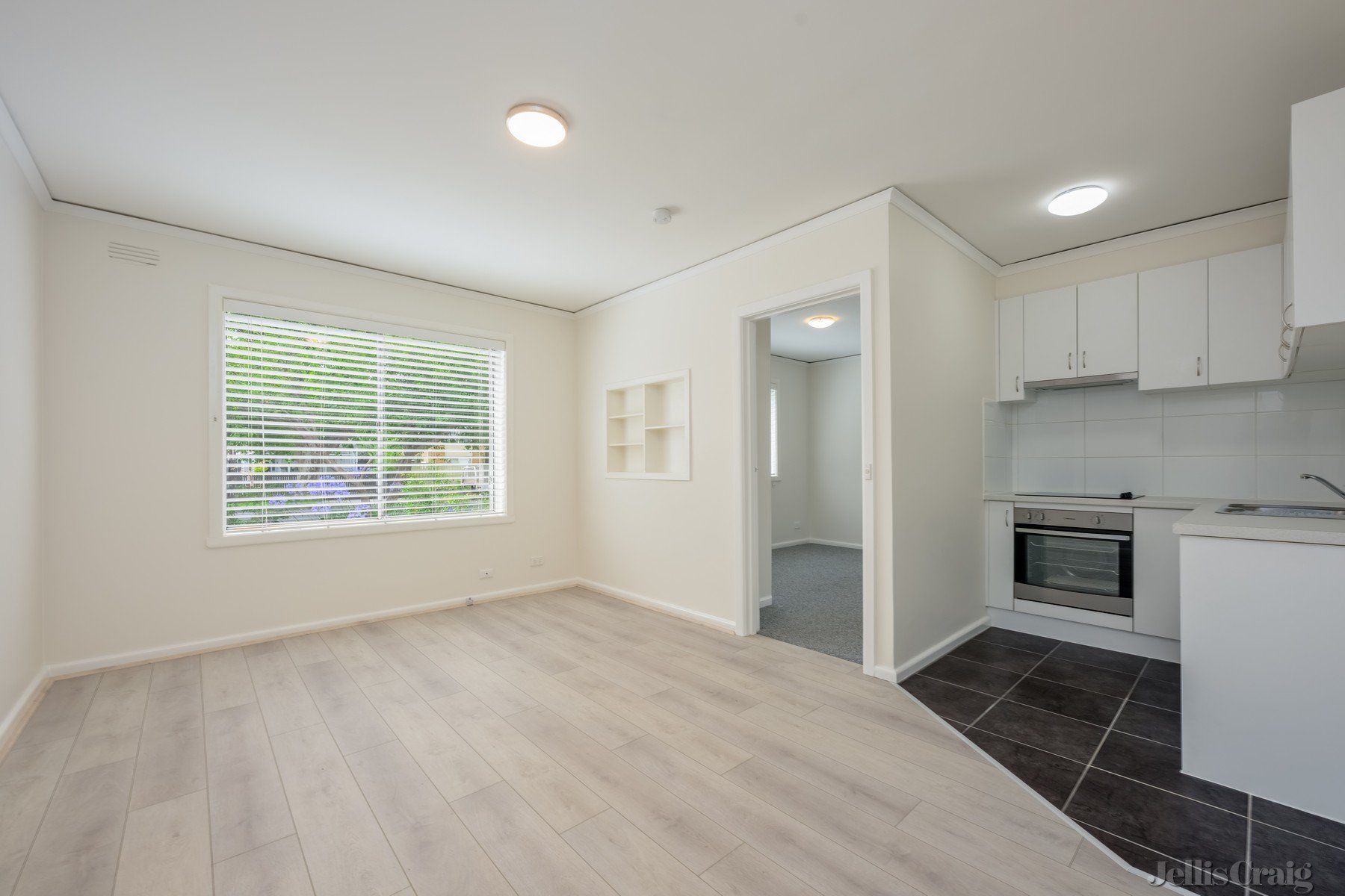 1/30 Rathmines Street, Fairfield image 1