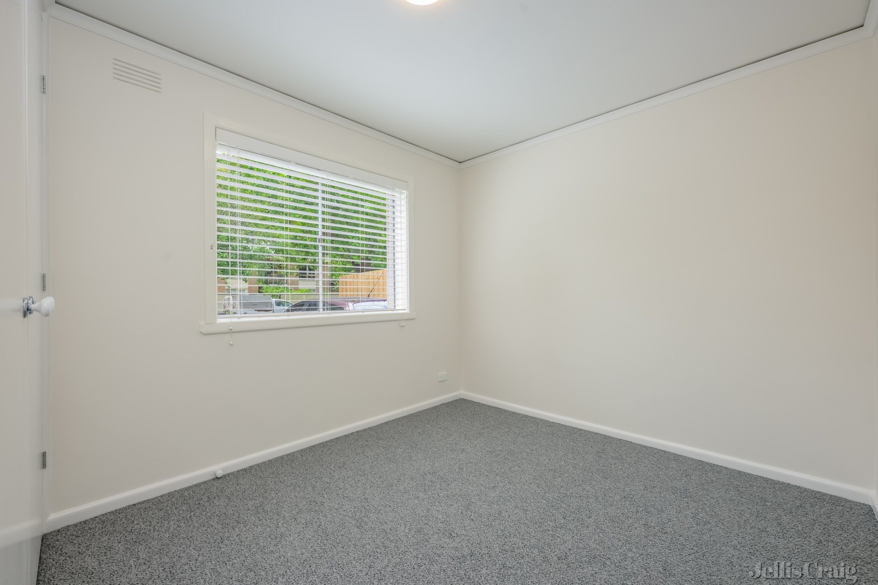 1/30 Rathmines Street, Fairfield image 4