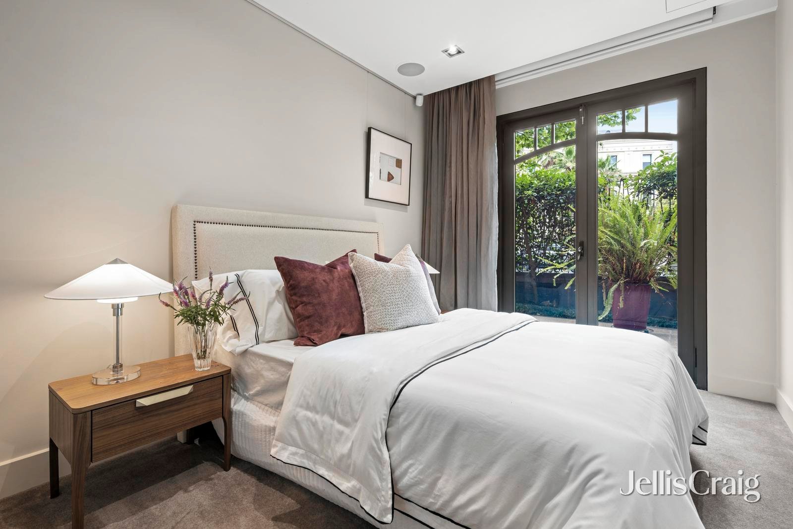 1/30 St Andrews Place, East&nbsp;Melbourne image 8