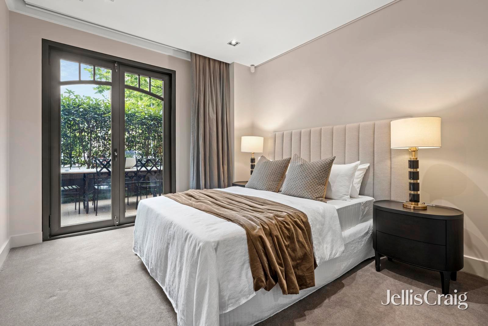 1/30 St Andrews Place, East&nbsp;Melbourne image 9