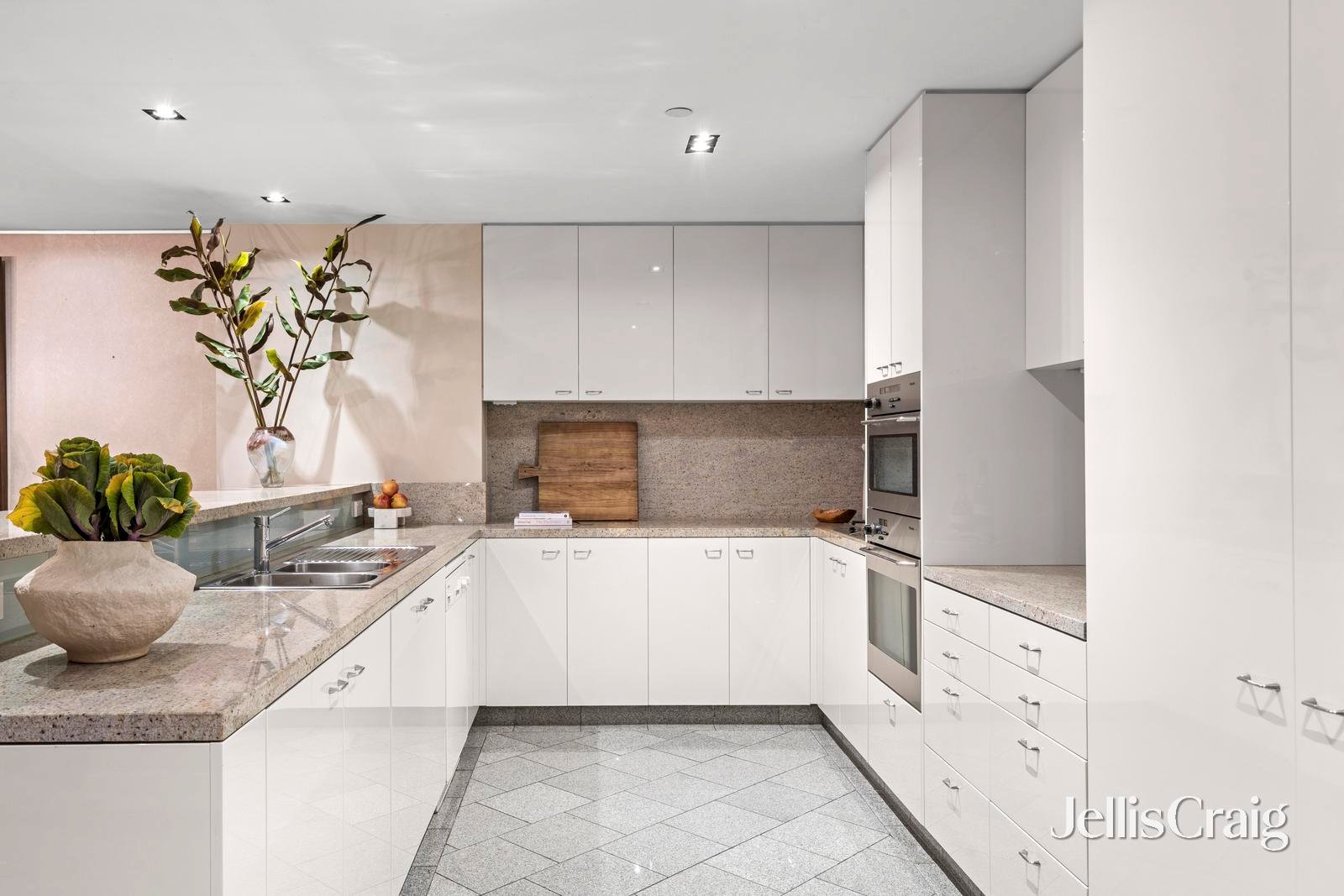 1/30 St Andrews Place, East&nbsp;Melbourne image 13